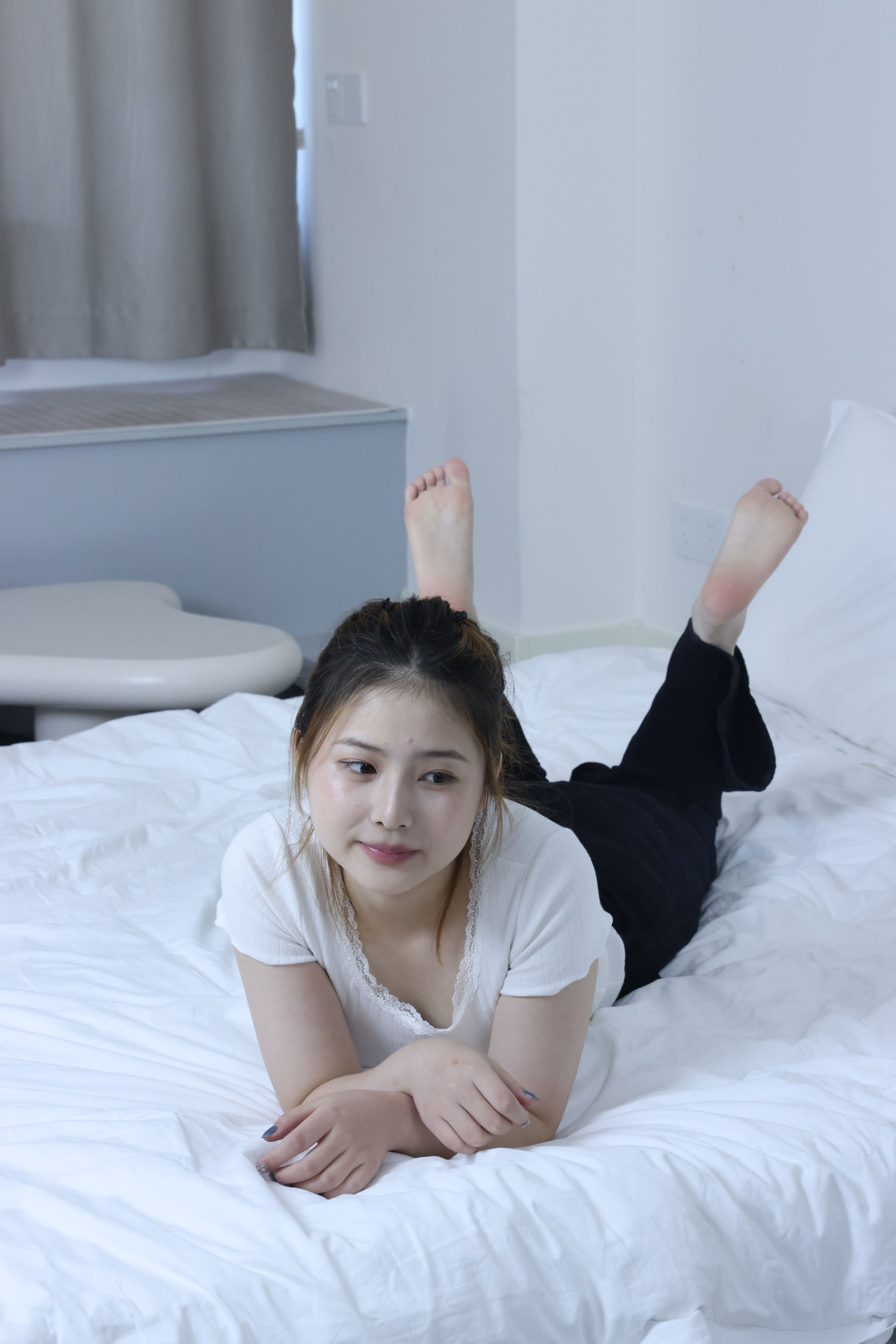 绮梦摄影 2024.09.21 No.029 露露 珍藏无修无水印版 - 原片/(402P)