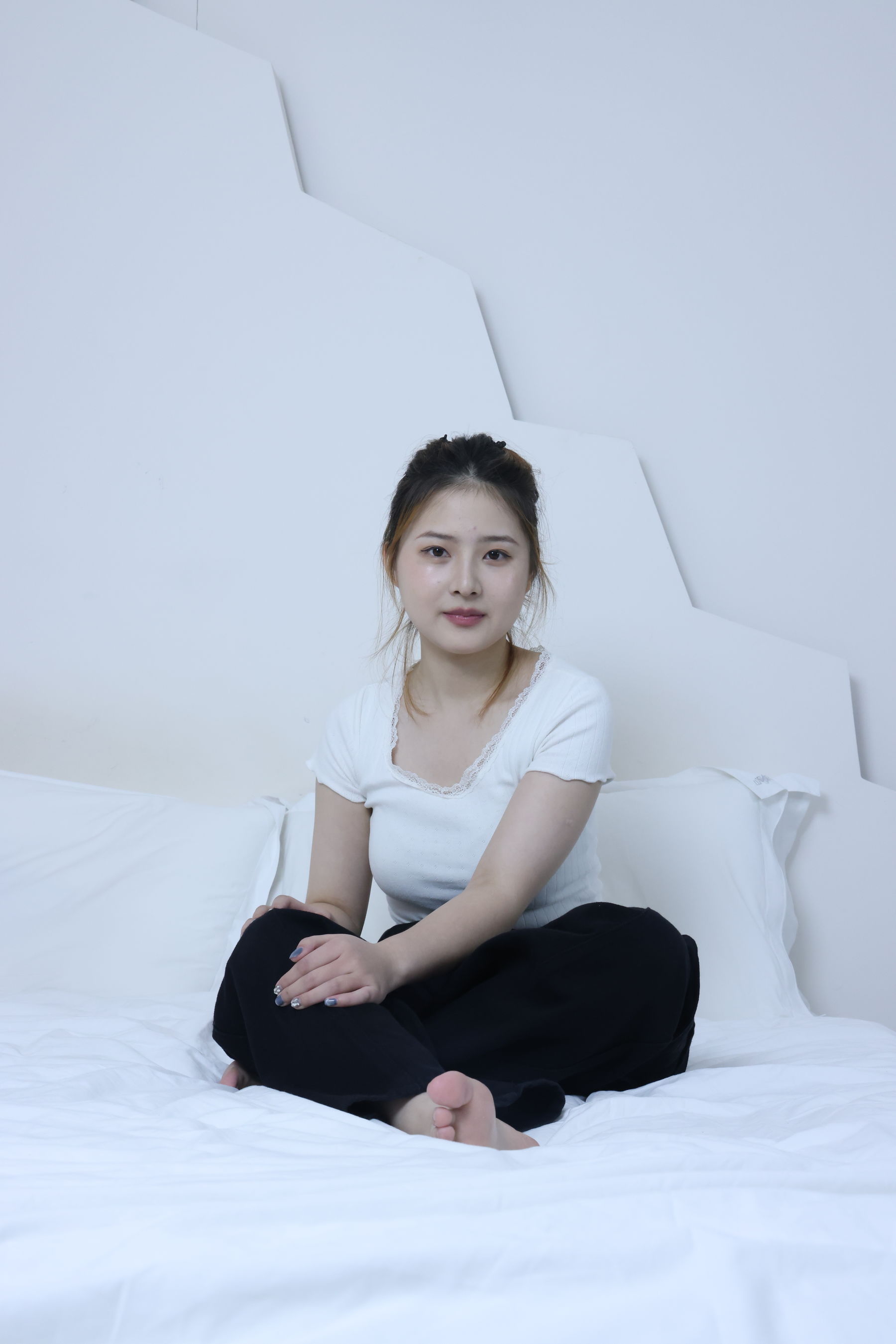 绮梦摄影 2024.09.21 No.029 露露 珍藏无修无水印版 - 原片/(402P)