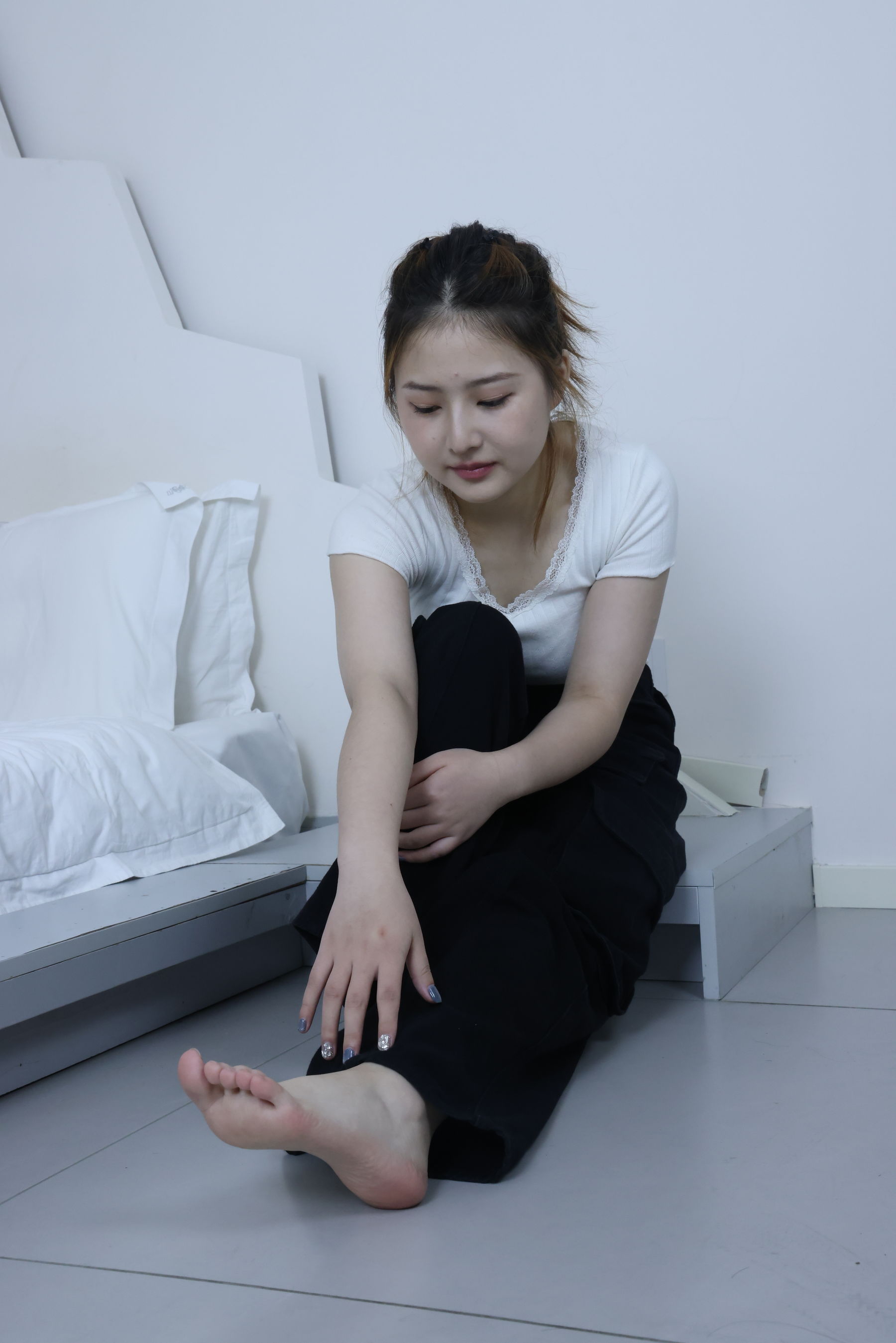 绮梦摄影 2024.09.21 No.029 露露 珍藏无修无水印版 - 原片/(402P)