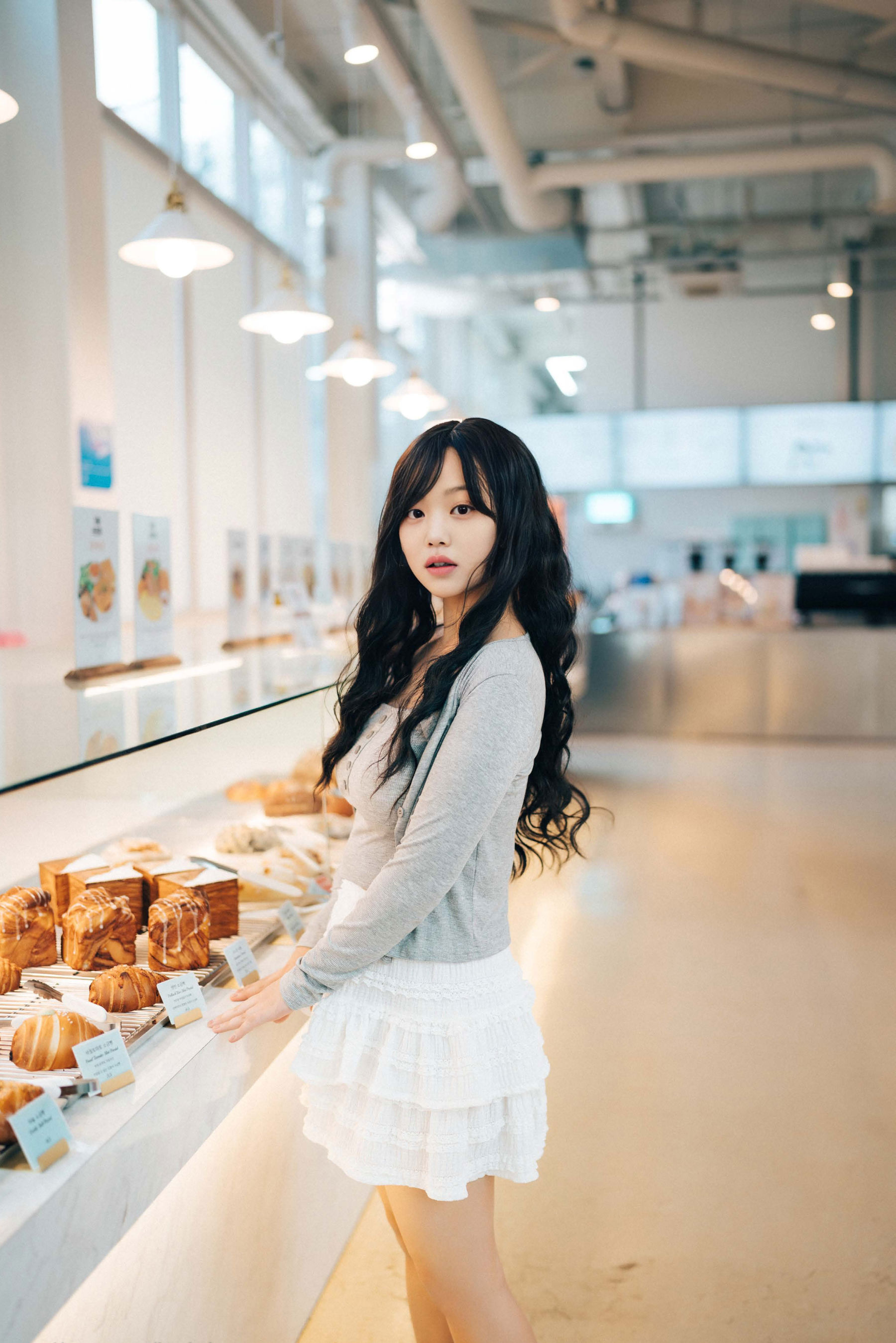 [LOOZY] EunWoo - New girl/(18P)