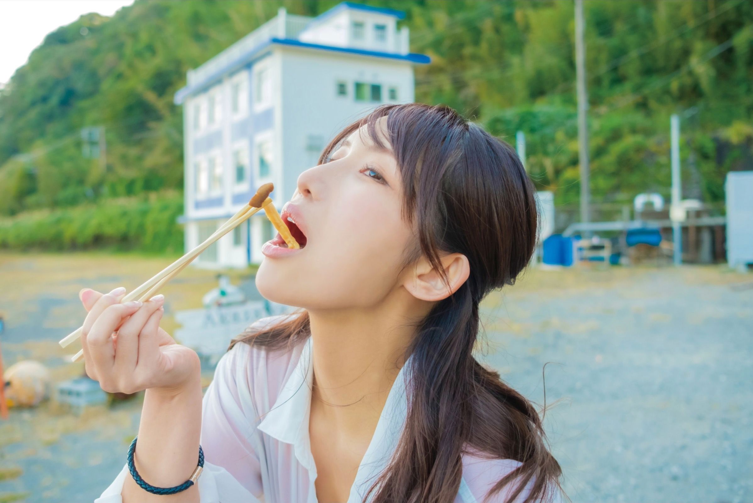 琴井ありさ - 琴井に恋と 真紅と夜明けの/(89P)