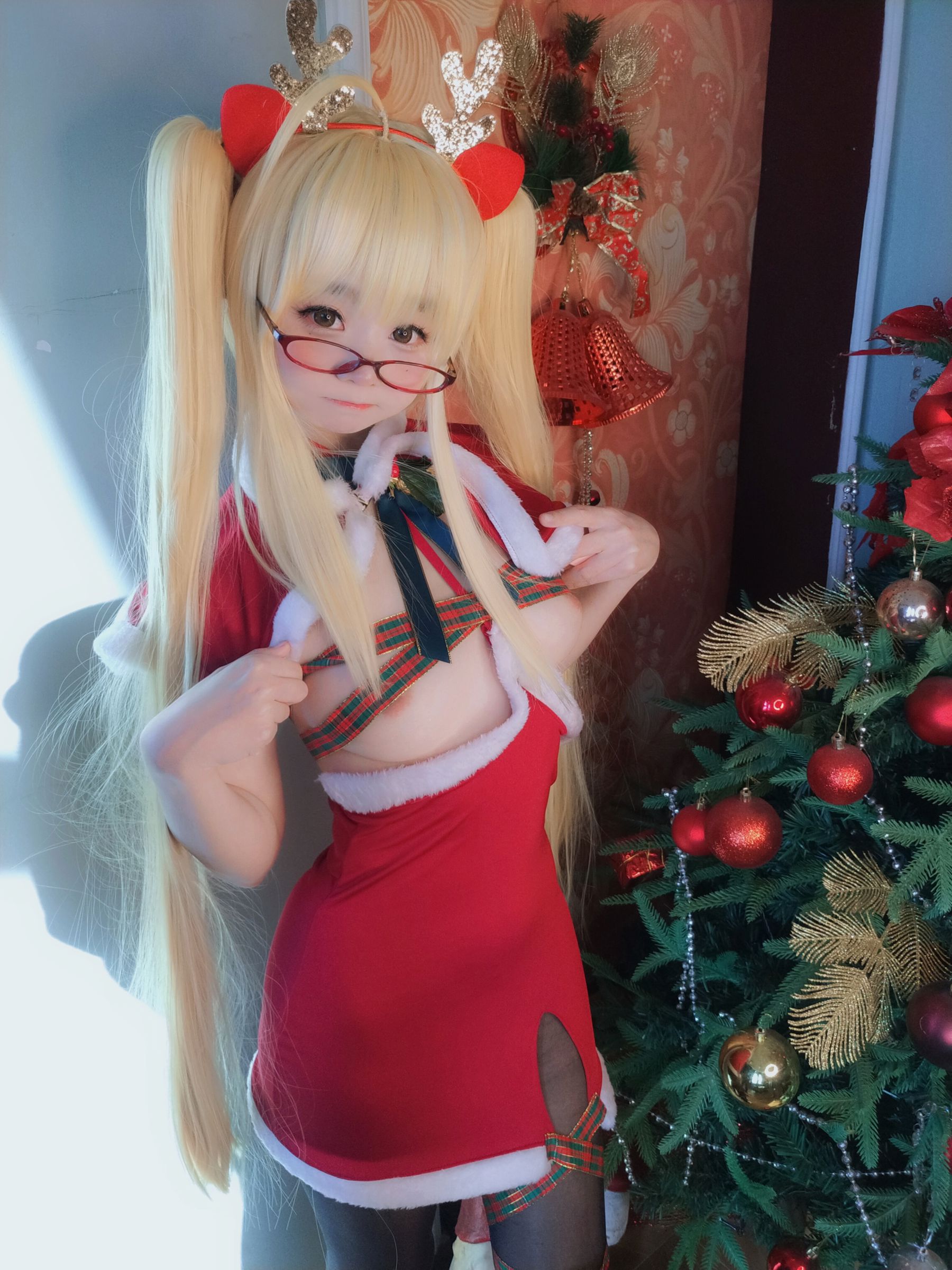 萌妹子Coser 摇摇乐yoyo - Reindeer Marie Rose/(17P)