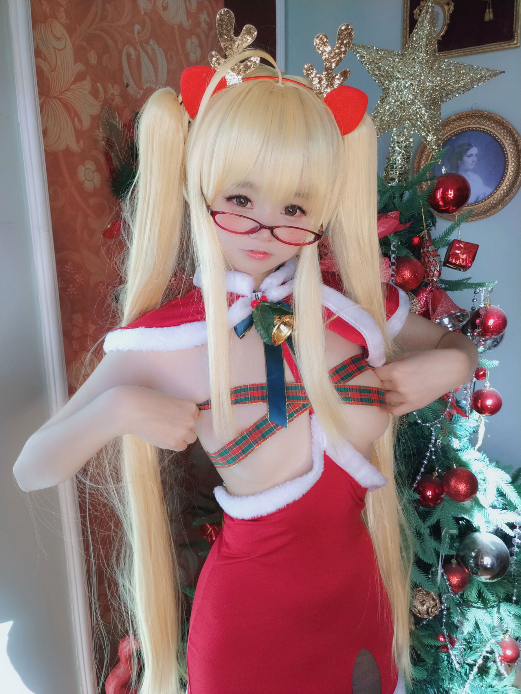 萌妹子Coser 摇摇乐yoyo - Reindeer Marie Rose/(17P)