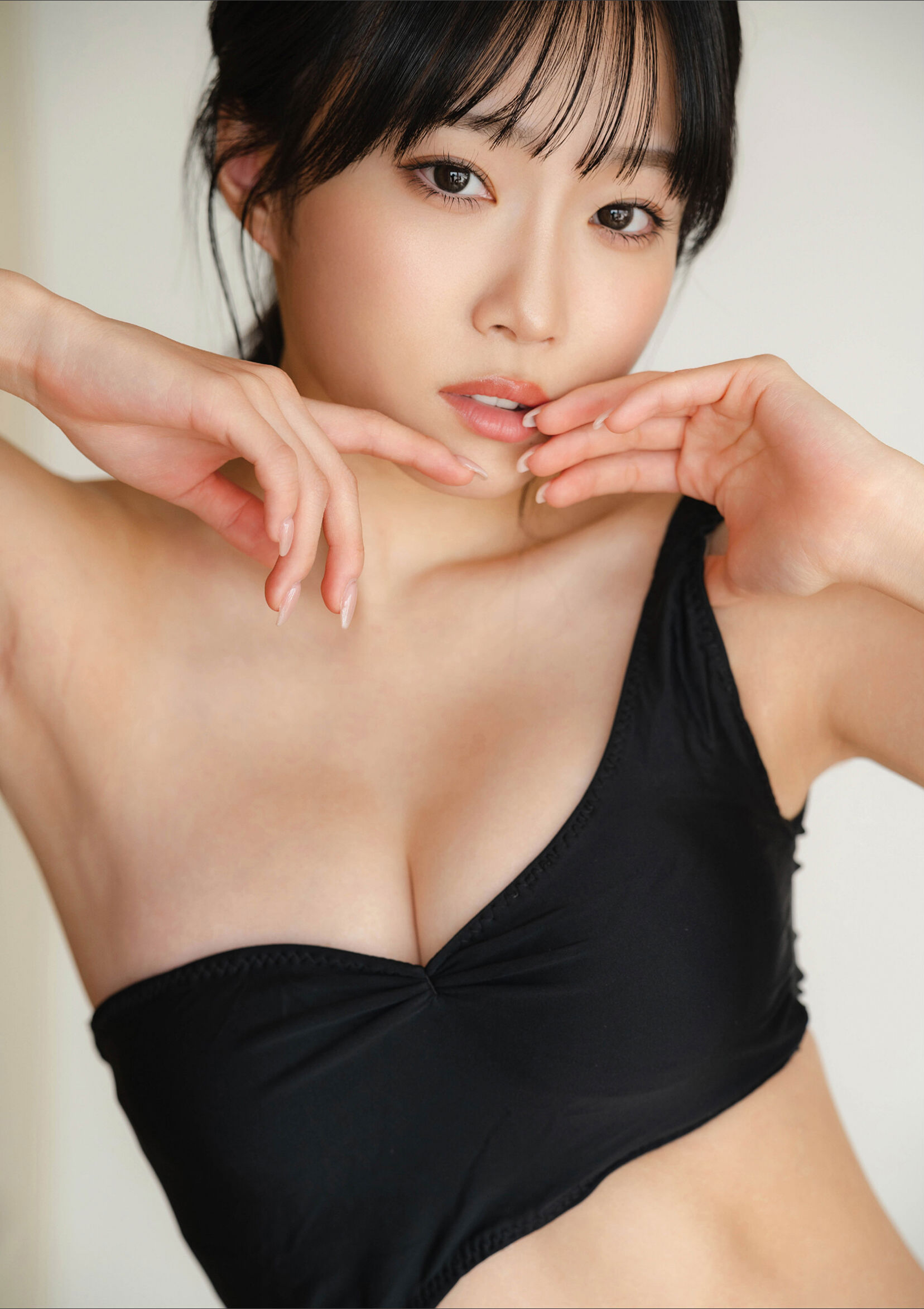 岸みゆ - ちっちゃくないもん。/(83P)