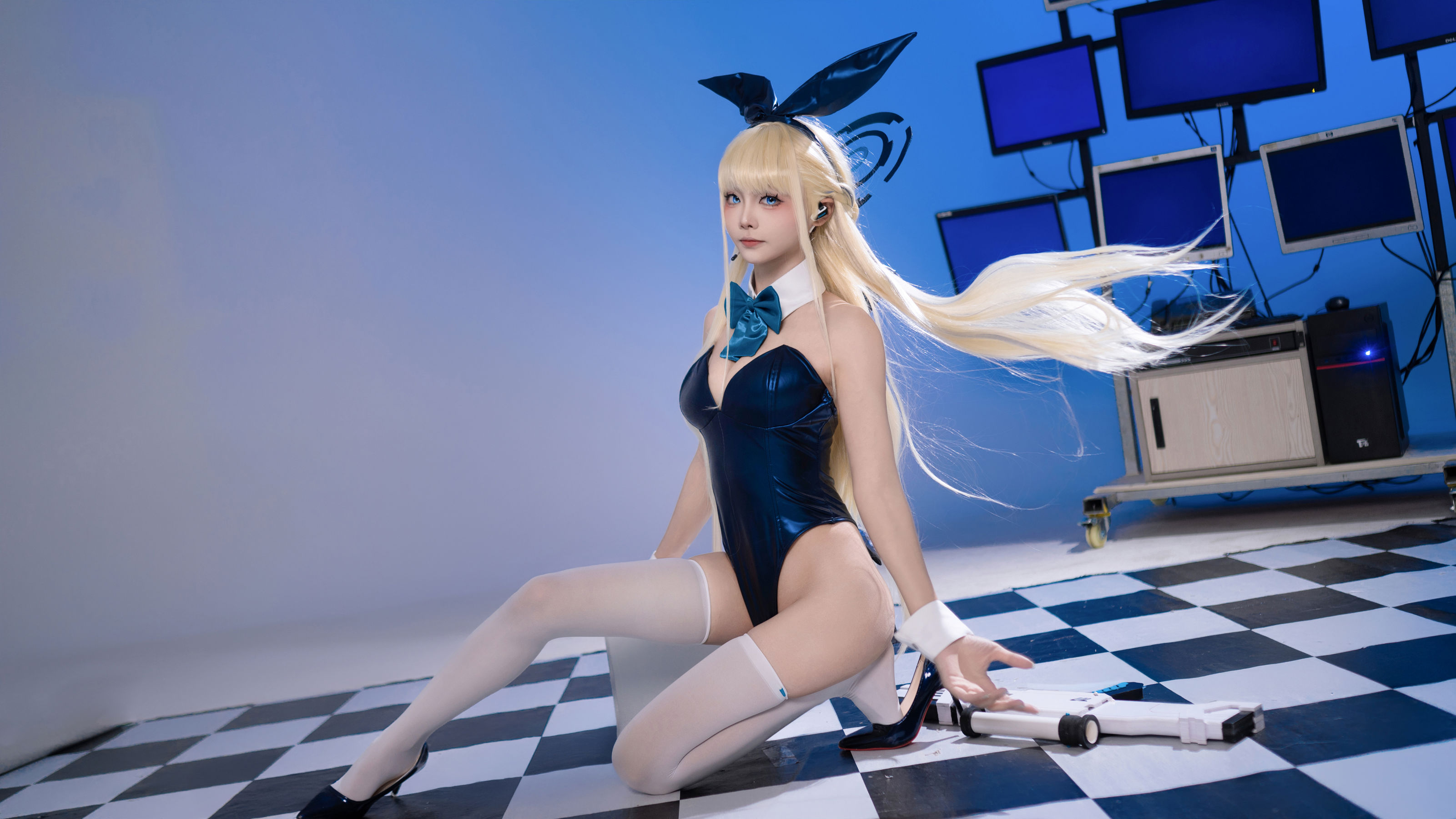 艾西aiwest - 飞鸟马时兔女郎/(34P)