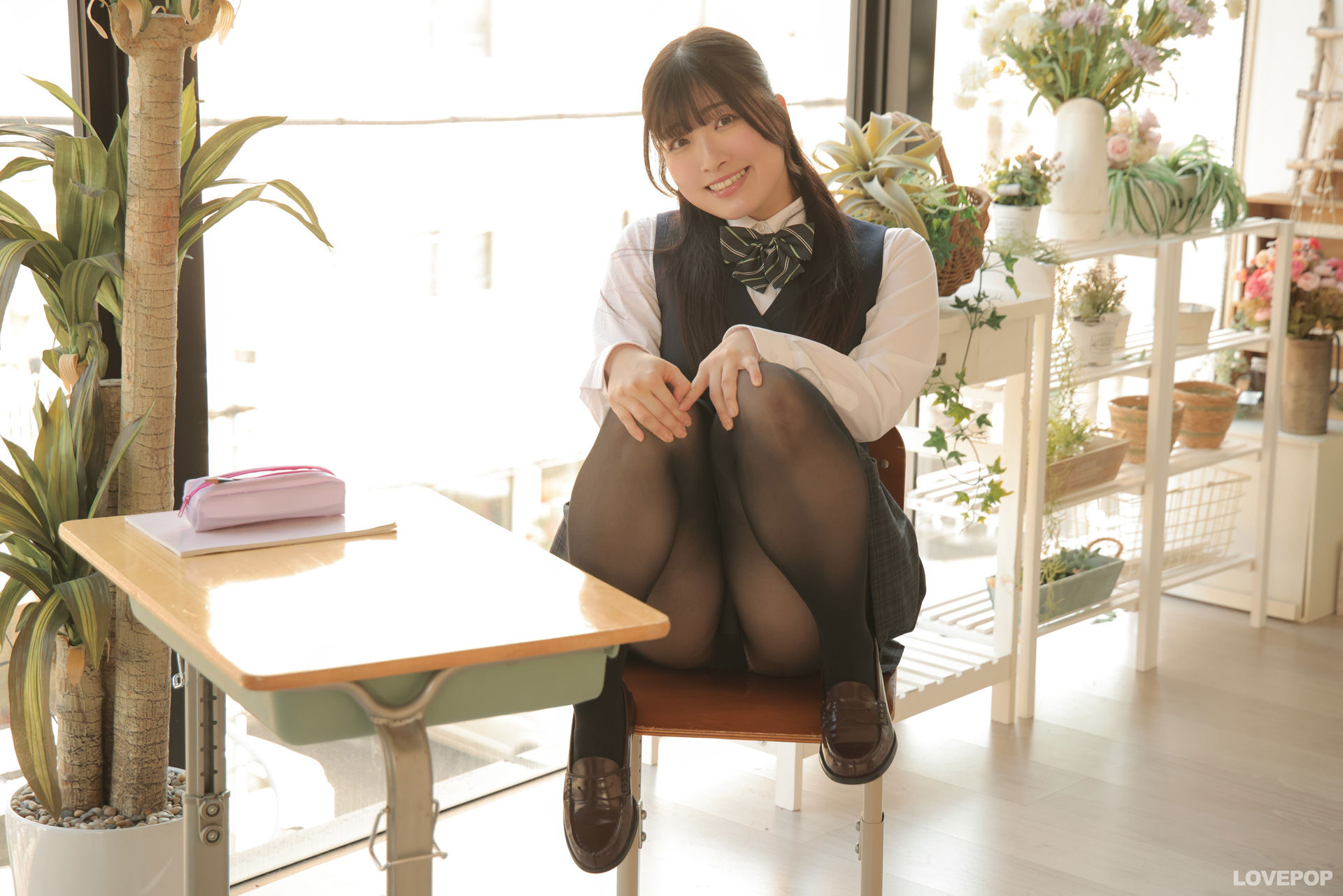 [LOVEPOP] Sumire Niibo 新穂純麗 Photoset 02/(97P)
