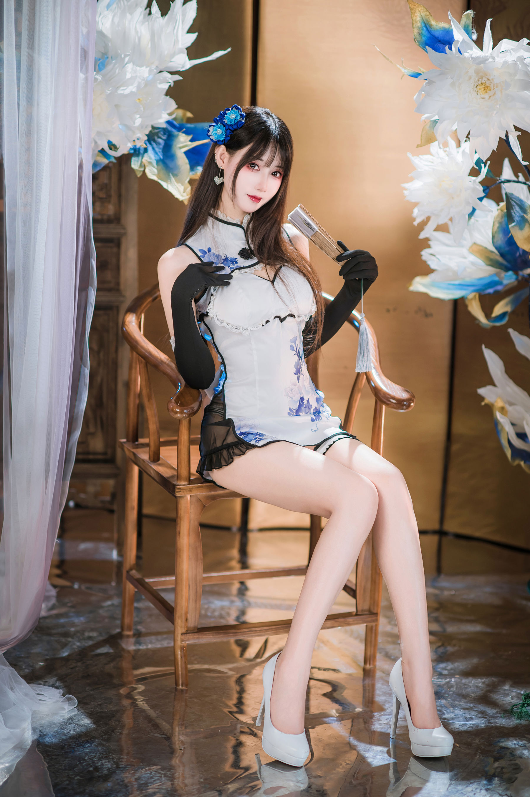 羽生三未 图集 - 瓶儿 青花瓷旗袍/(25P)