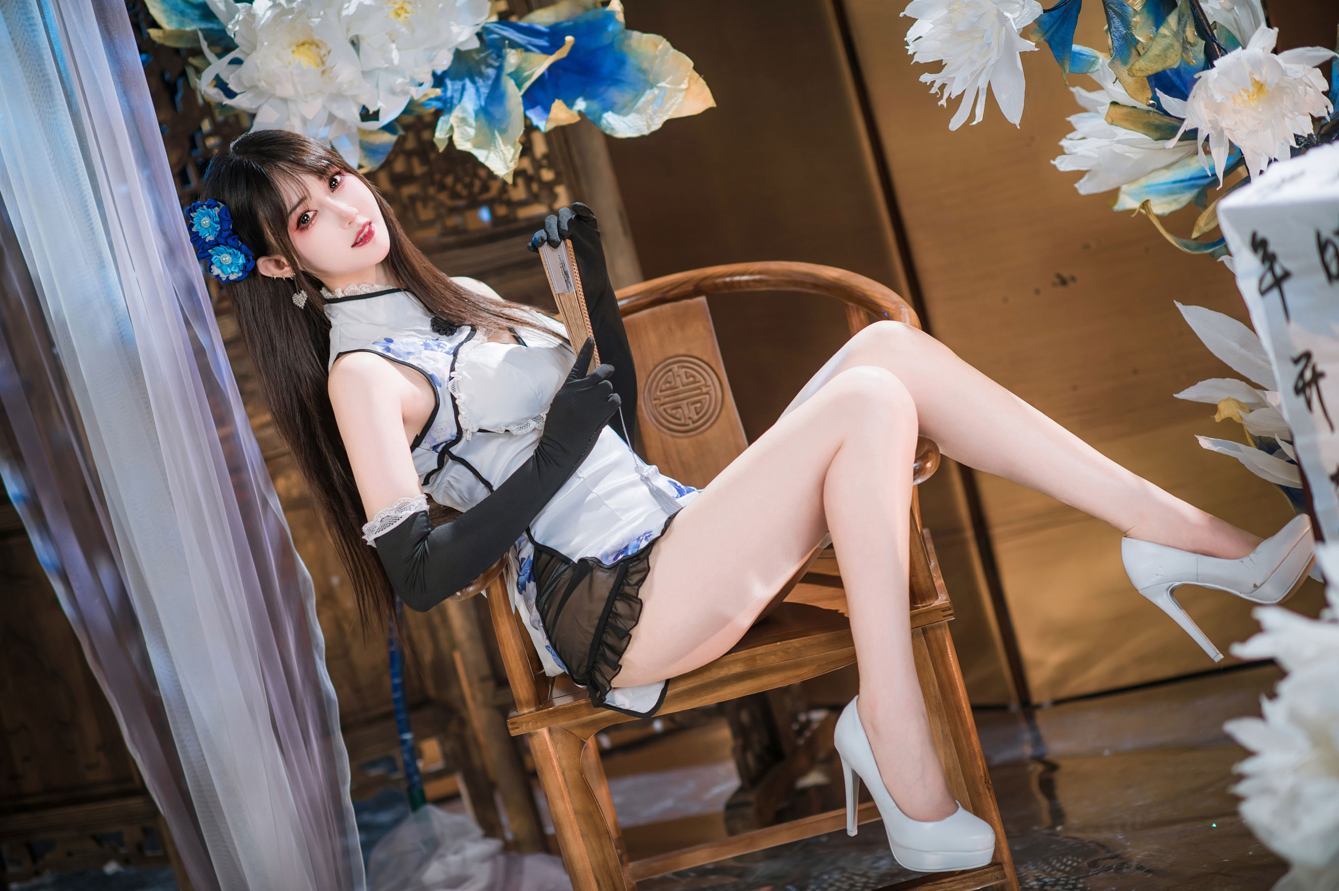 羽生三未 图集 - 瓶儿 青花瓷旗袍/(25P)