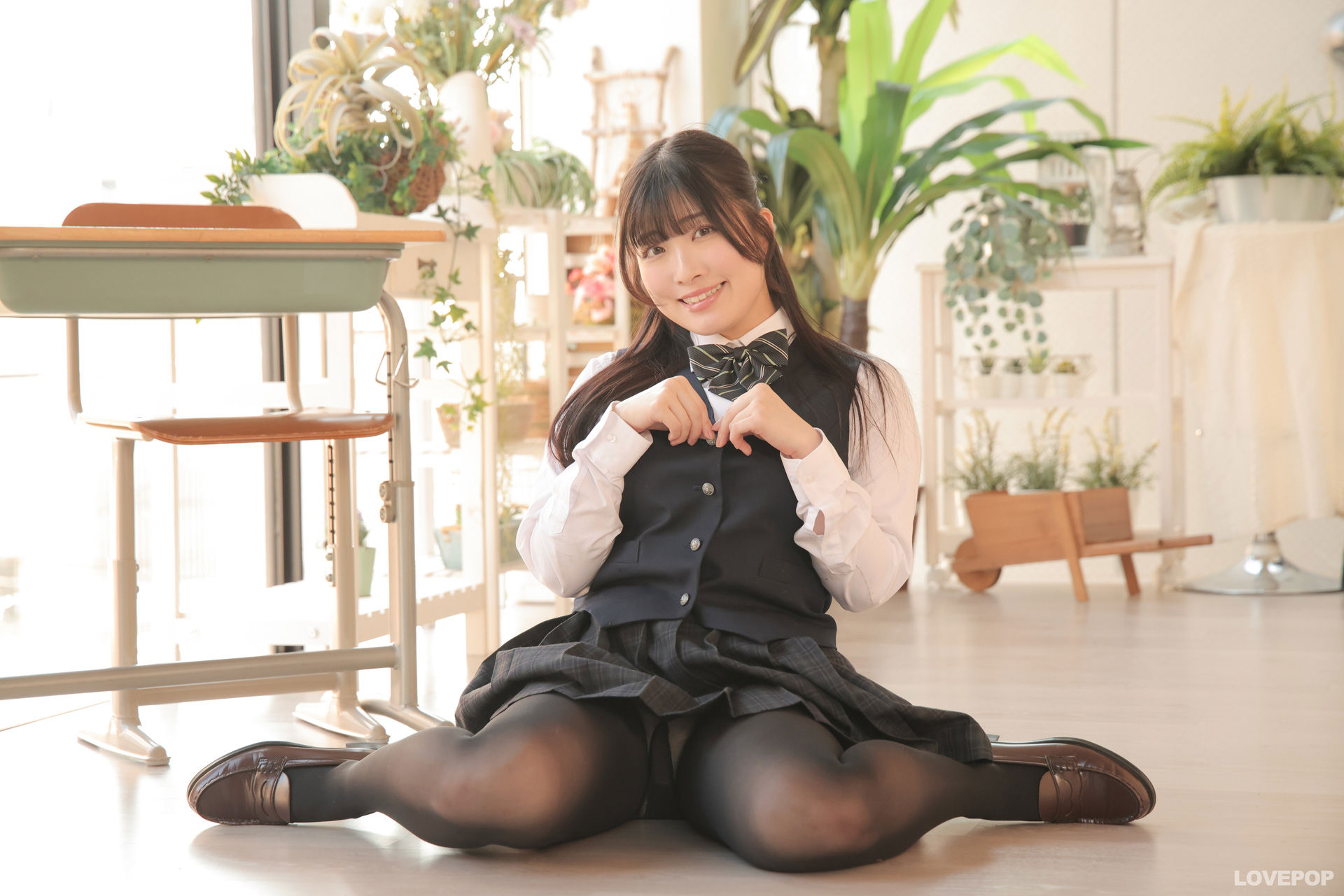 [LOVEPOP] Sumire Niibo 新穂純麗 Photoset 02/(97P)