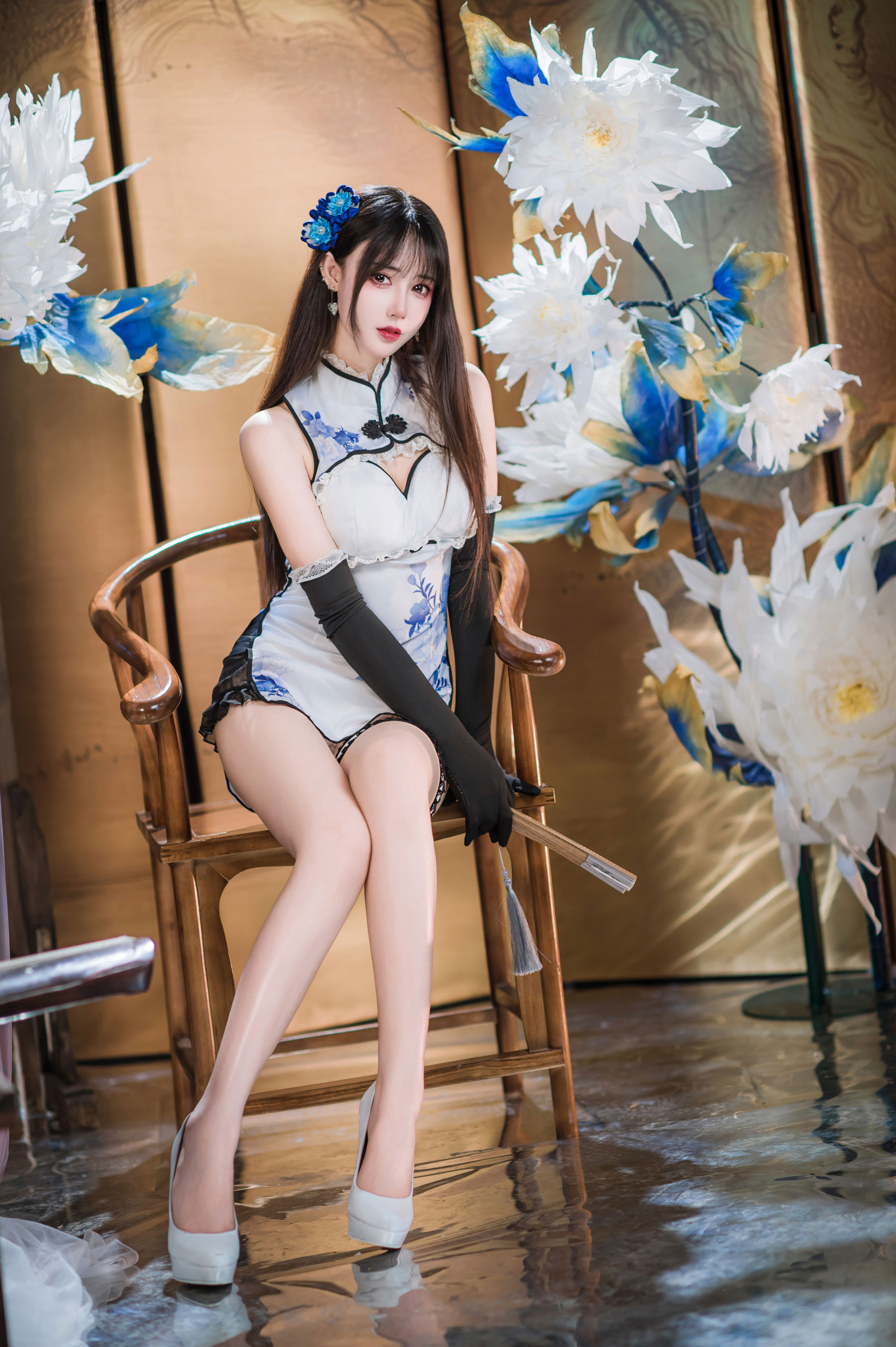 羽生三未 图集 - 瓶儿 青花瓷旗袍/(25P)