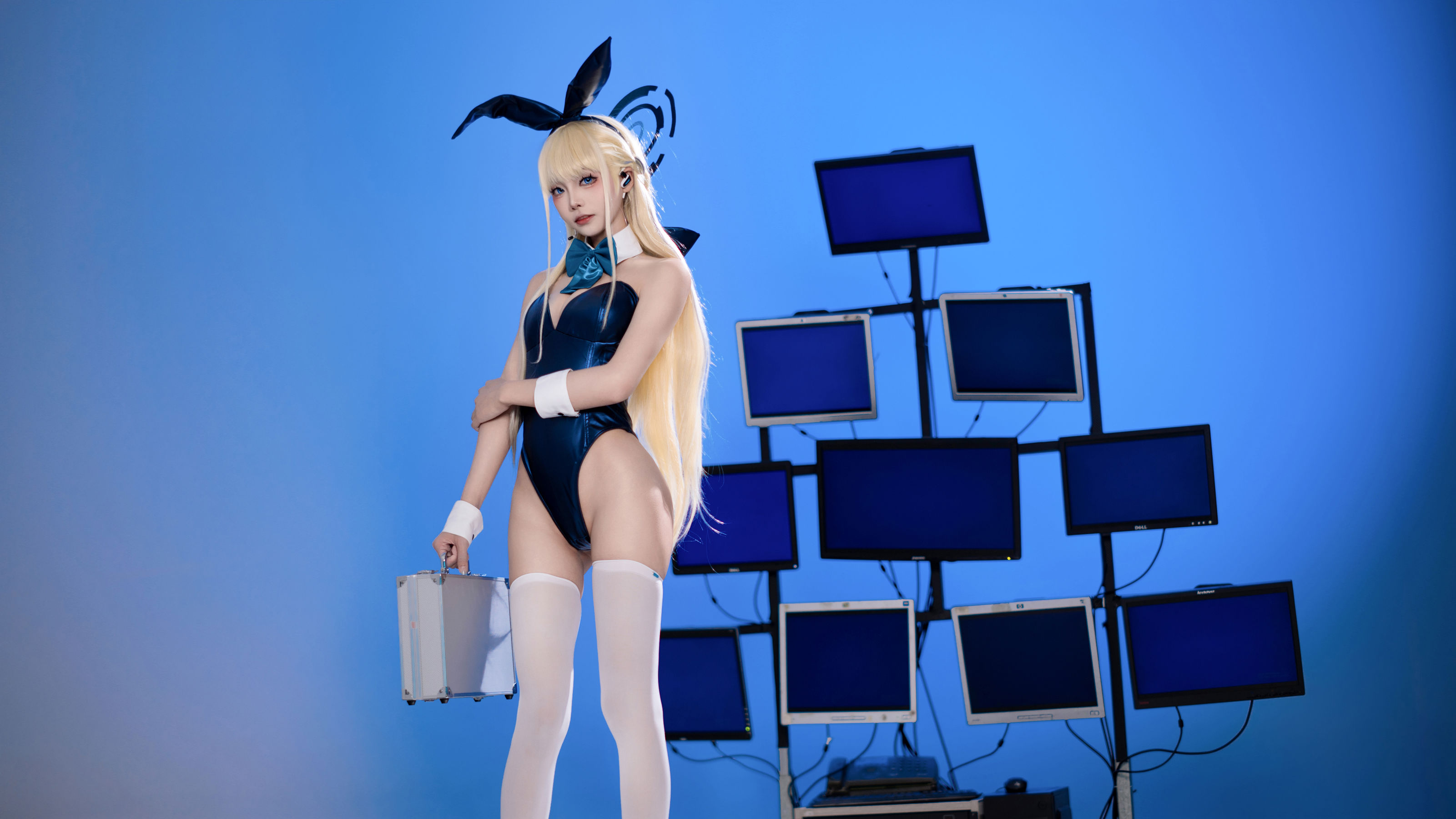 艾西aiwest - 飞鸟马时兔女郎/(34P)