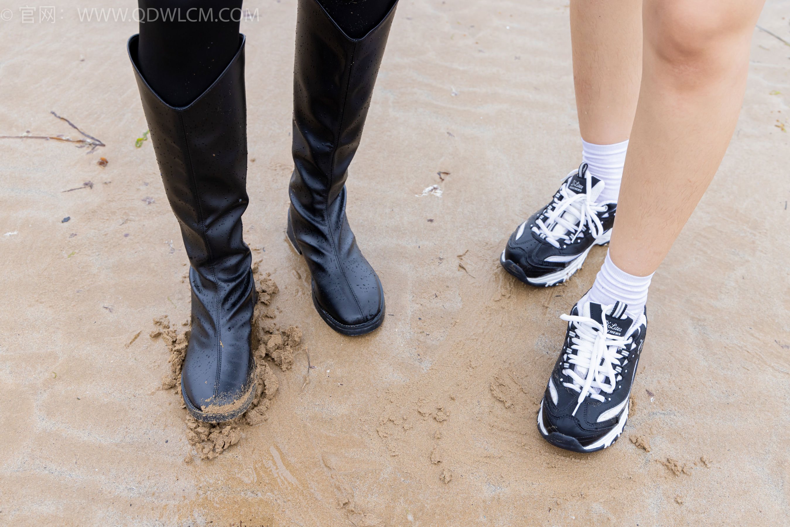 物恋传媒 No.2405 岚岚泡泡 - 长靴、运动鞋、白棉袜/(170P)