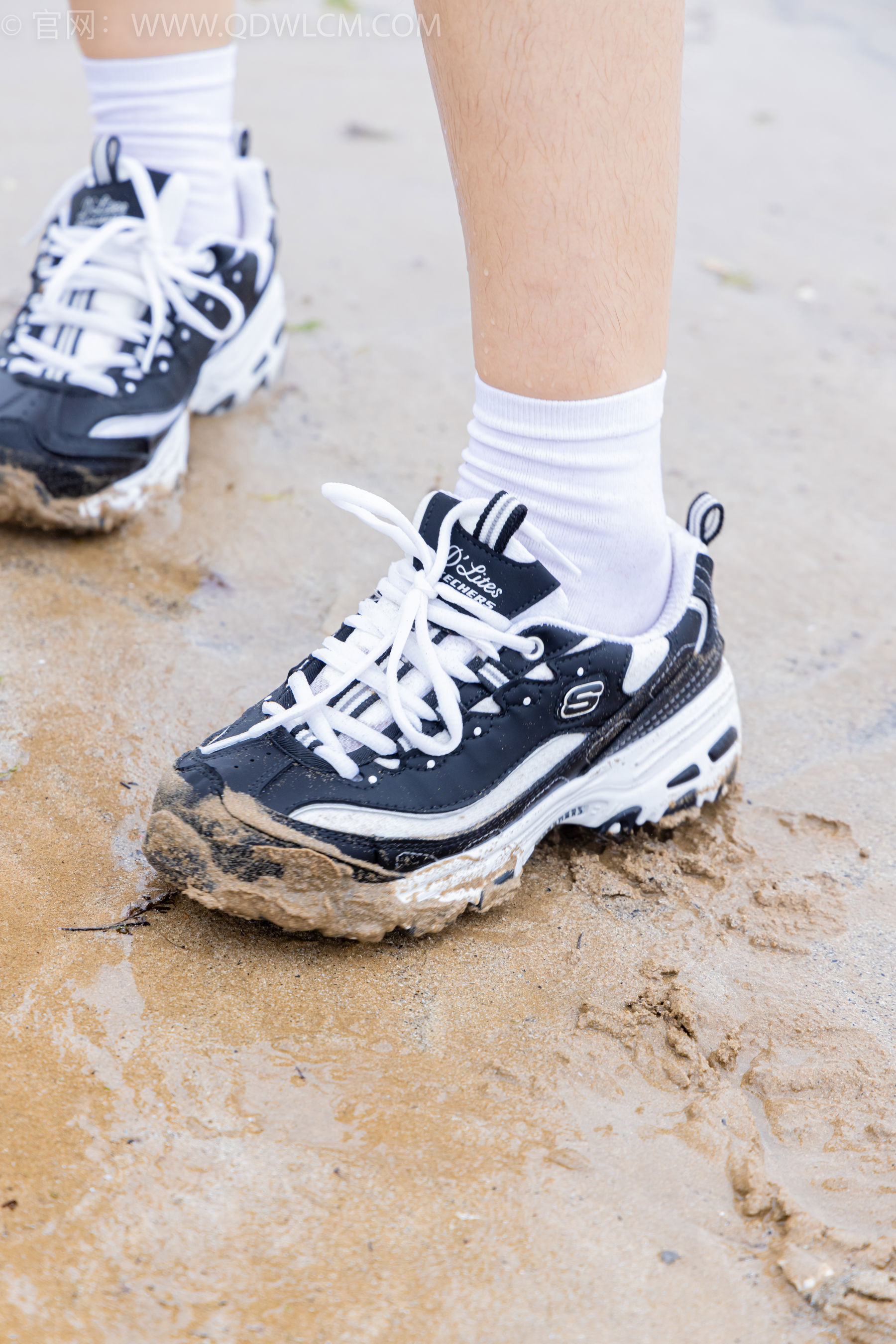 物恋传媒 No.2405 岚岚泡泡 - 长靴、运动鞋、白棉袜/(170P)