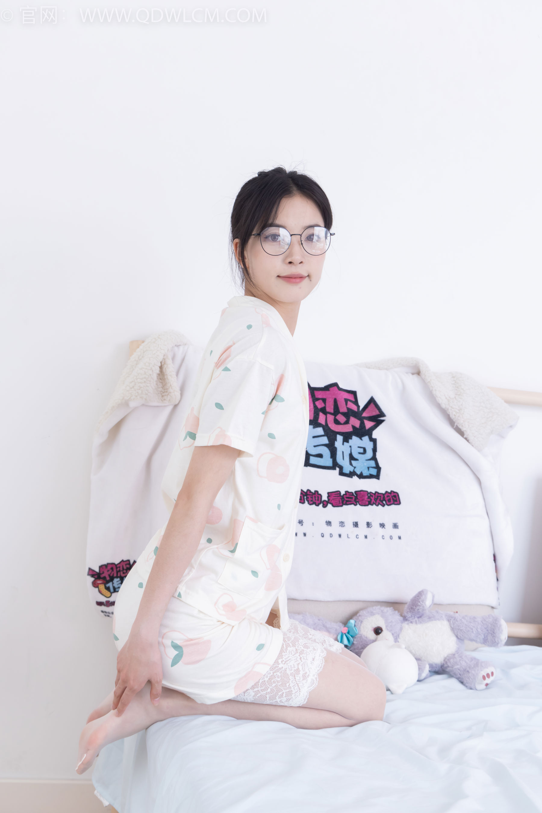 物恋传媒 No.2408 茯苓 - 高跟凉鞋、薄白丝/(160P)