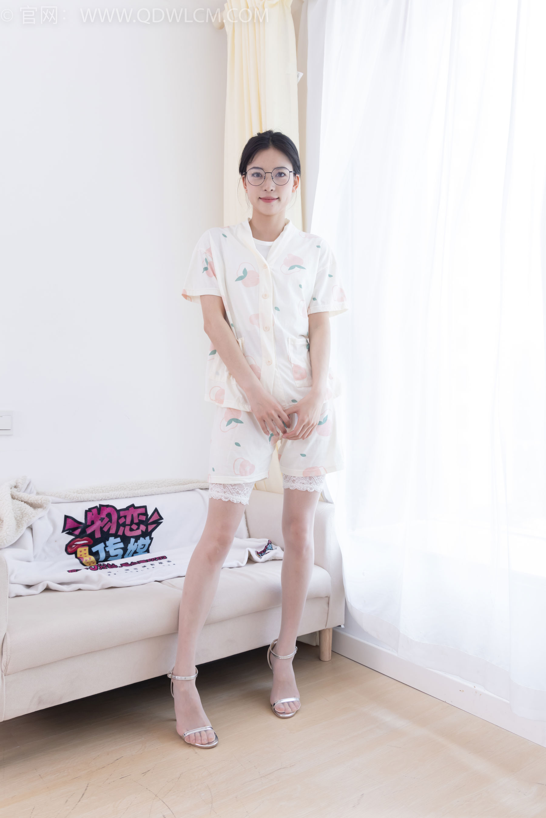 物恋传媒 No.2408 茯苓 - 高跟凉鞋、薄白丝/(160P)