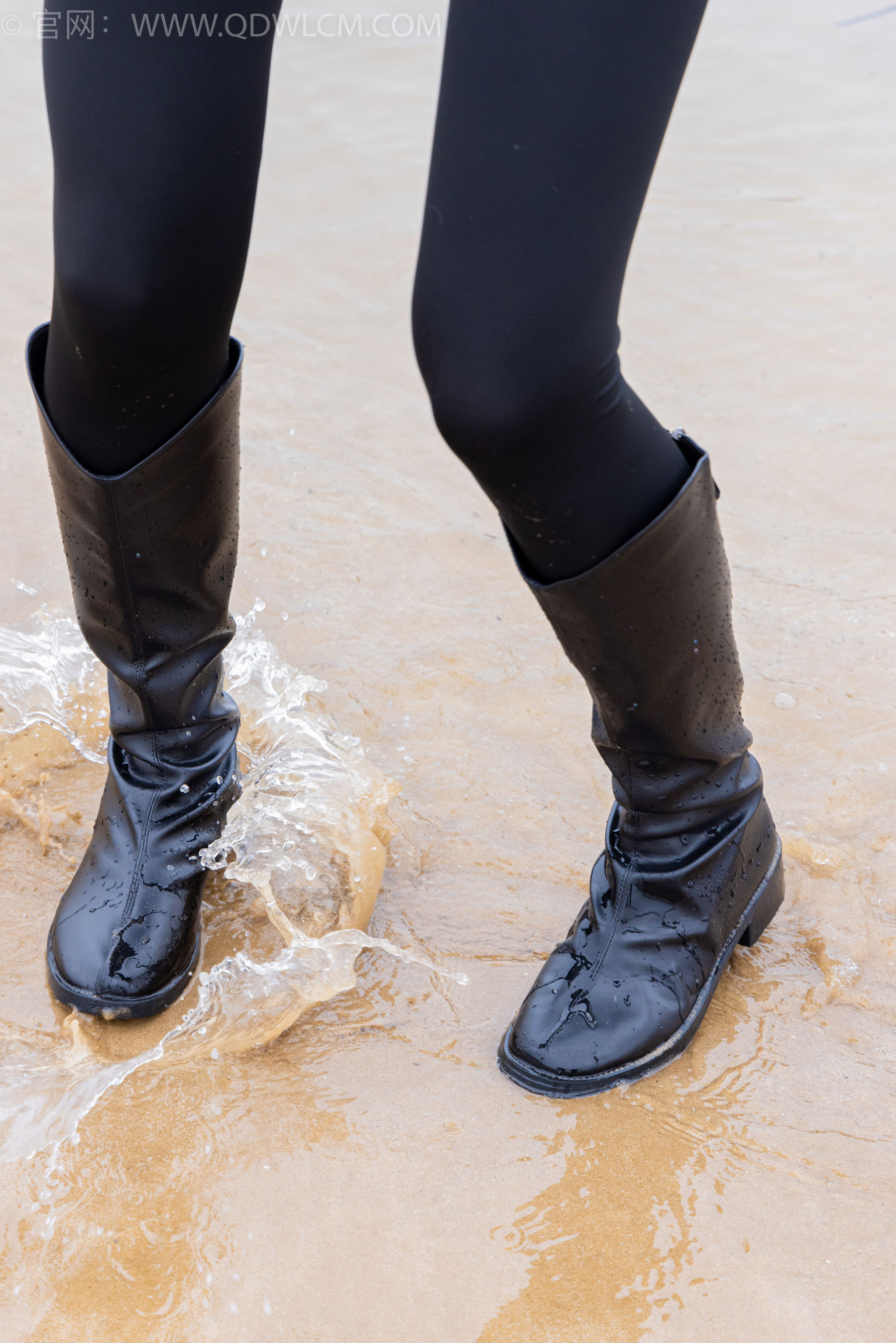 物恋传媒 No.2405 岚岚泡泡 - 长靴、运动鞋、白棉袜/(170P)