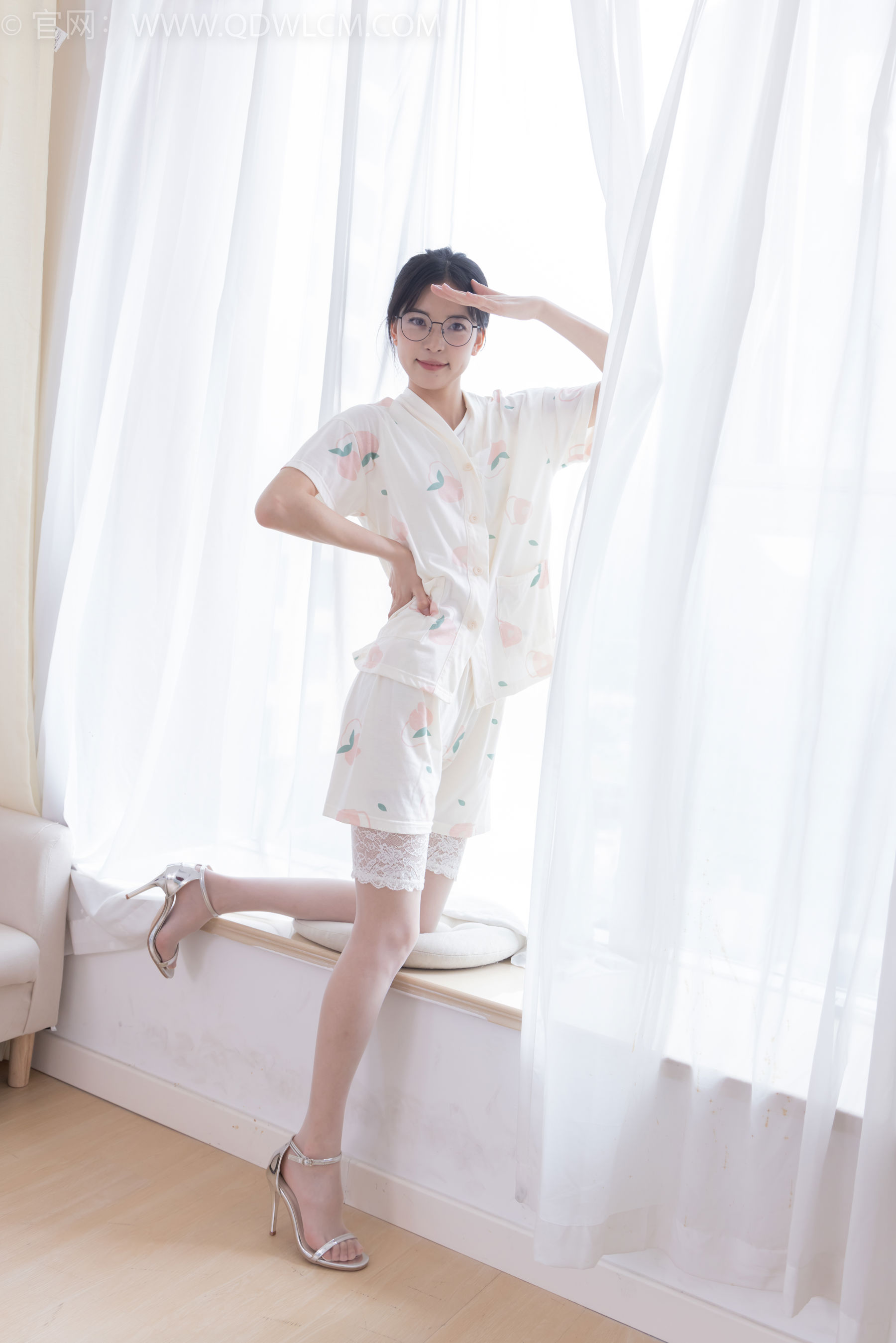 物恋传媒 No.2408 茯苓 - 高跟凉鞋、薄白丝/(160P)