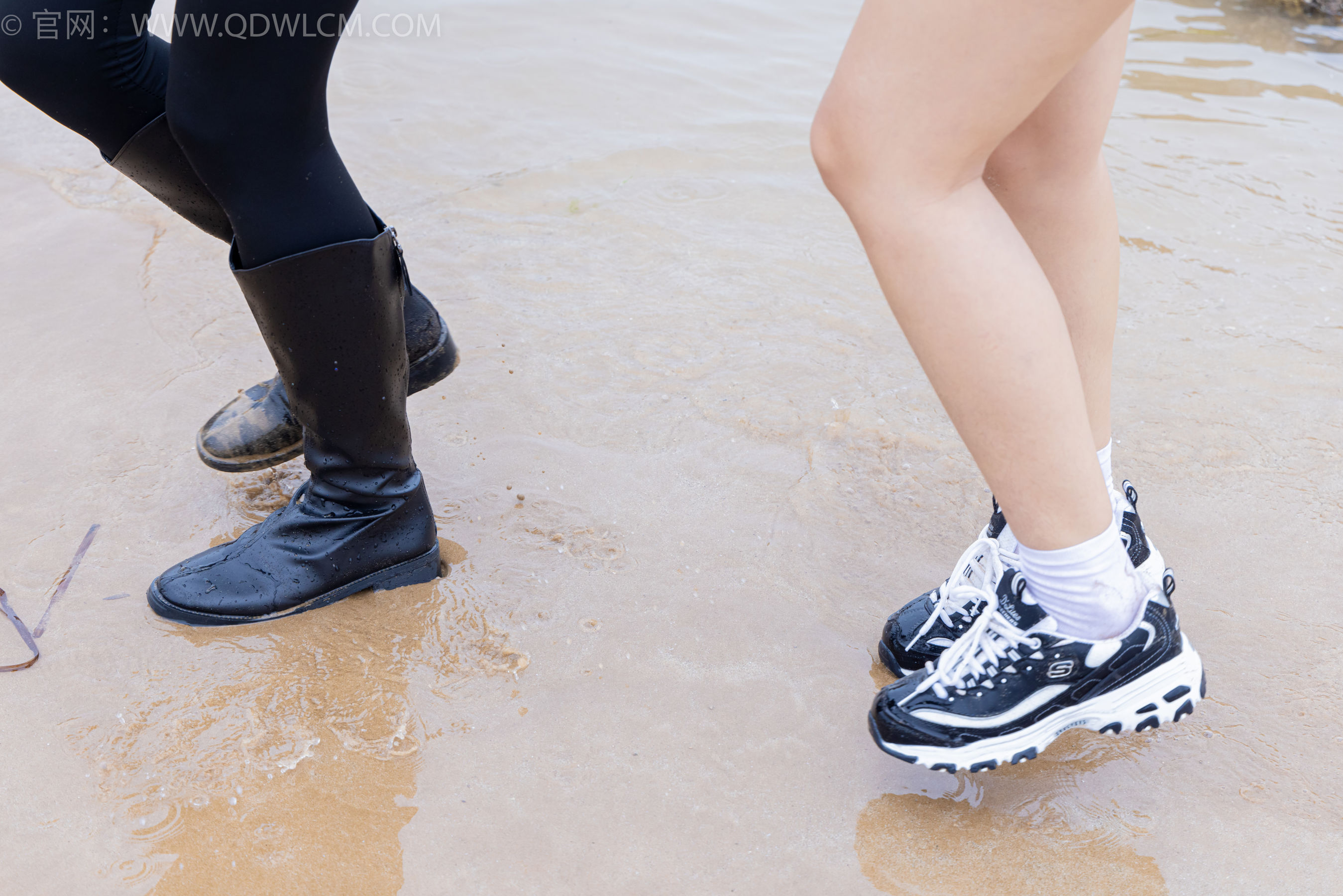 物恋传媒 No.2405 岚岚泡泡 - 长靴、运动鞋、白棉袜/(170P)