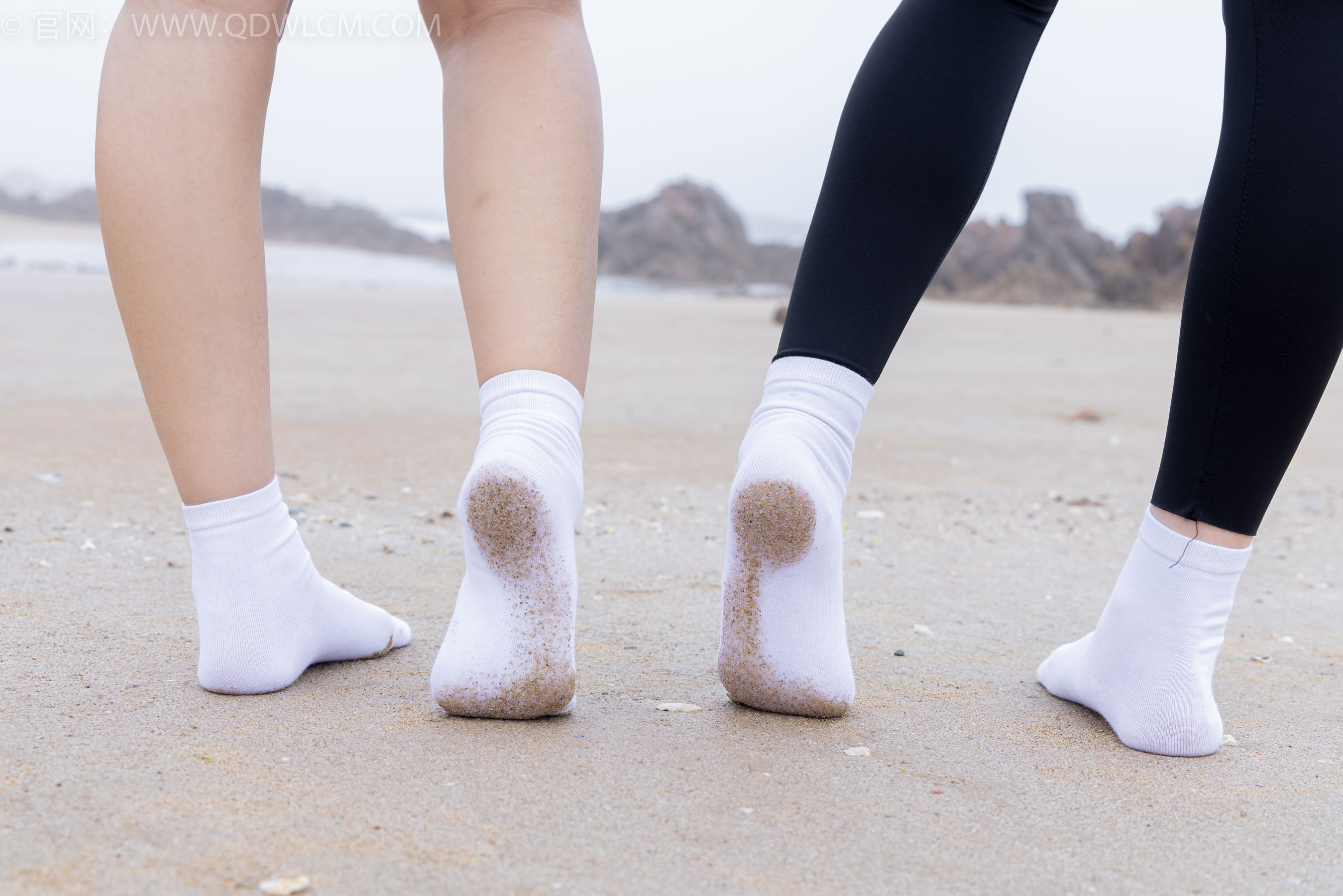 物恋传媒 No.2405 岚岚泡泡 - 长靴、运动鞋、白棉袜/(170P)