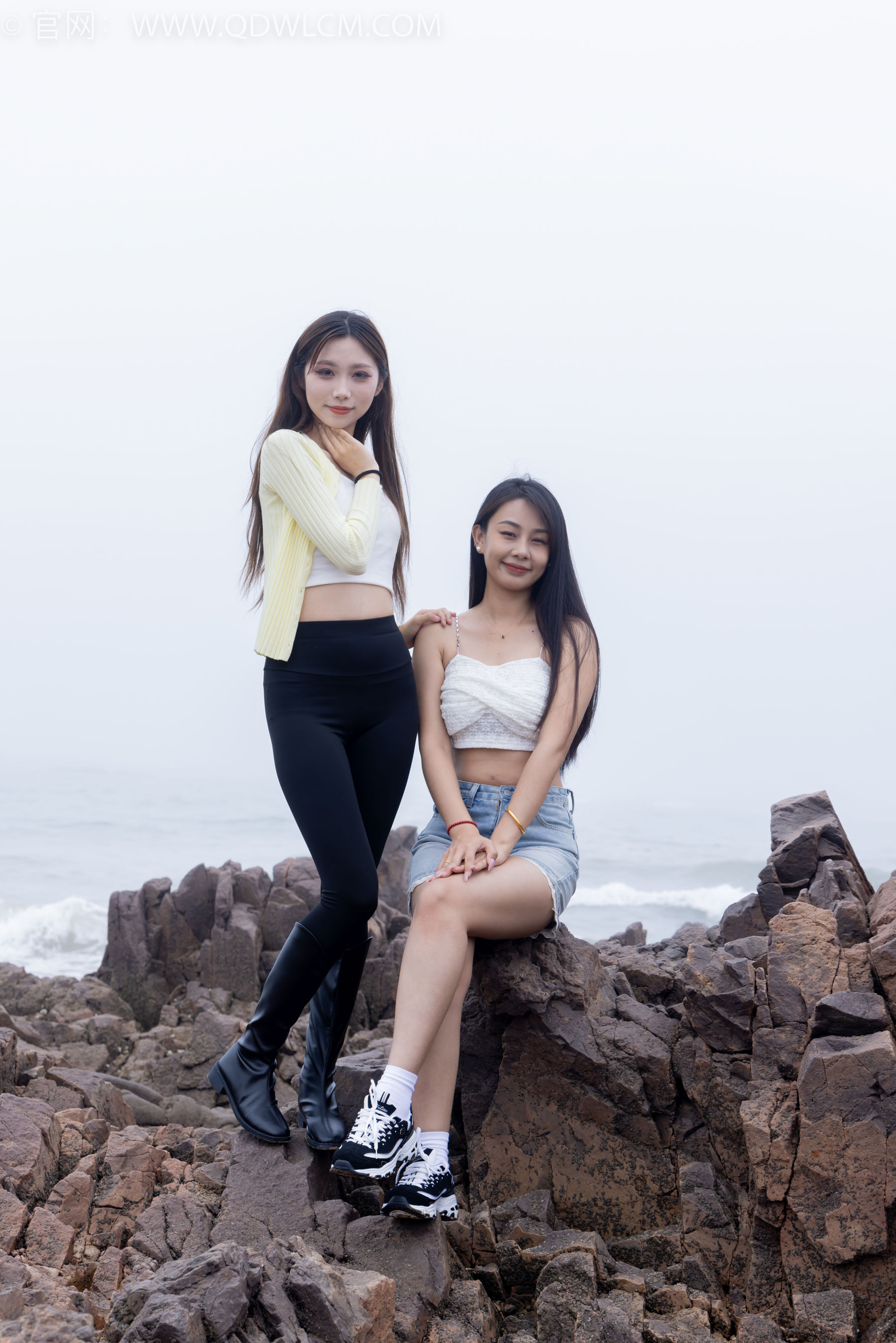 物恋传媒 No.2405 岚岚泡泡 - 长靴、运动鞋、白棉袜/(170P)