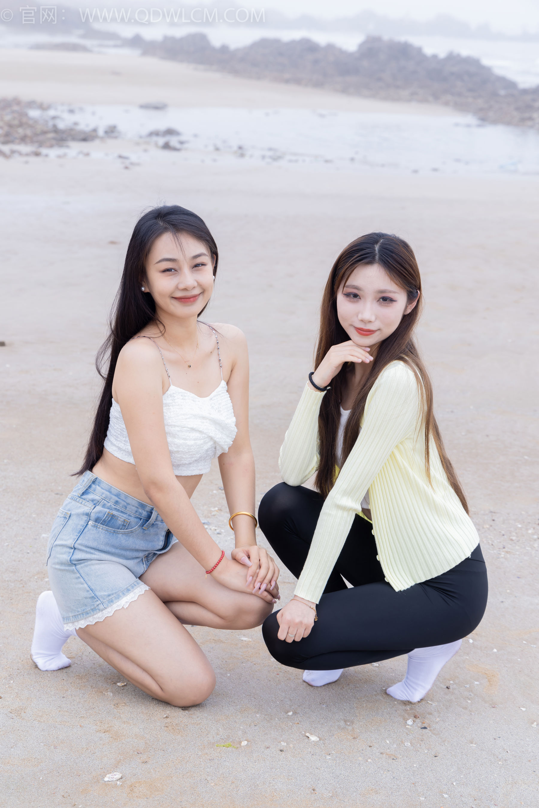 物恋传媒 No.2405 岚岚泡泡 - 长靴、运动鞋、白棉袜/(170P)