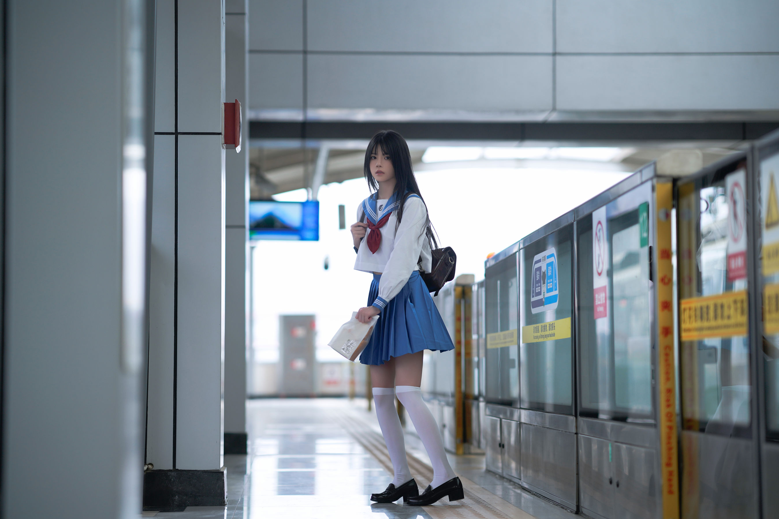 桜桃喵 - 地铁JK/(33P)