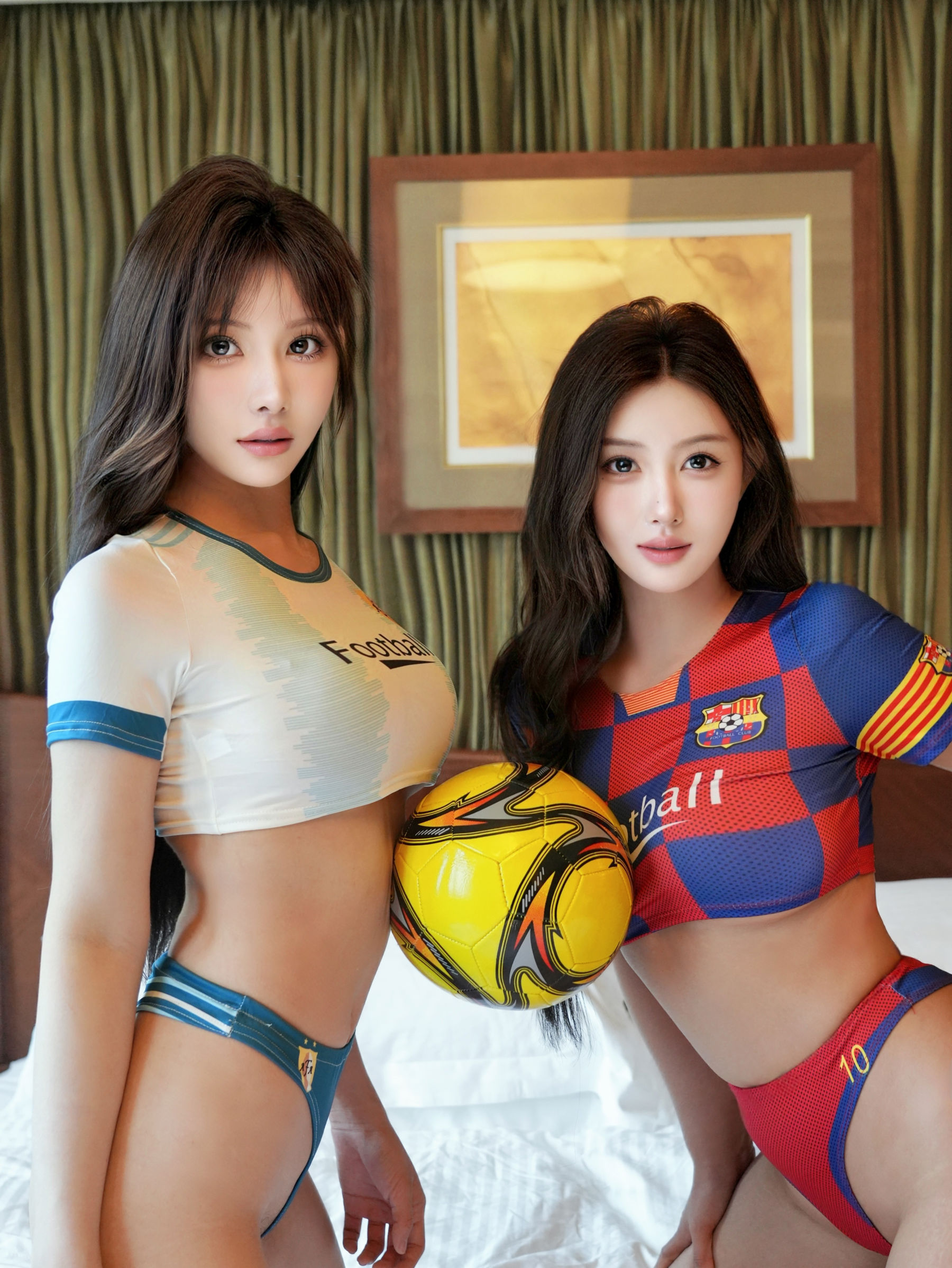 梨霜儿&金允希 - 足球宝贝/(84P)