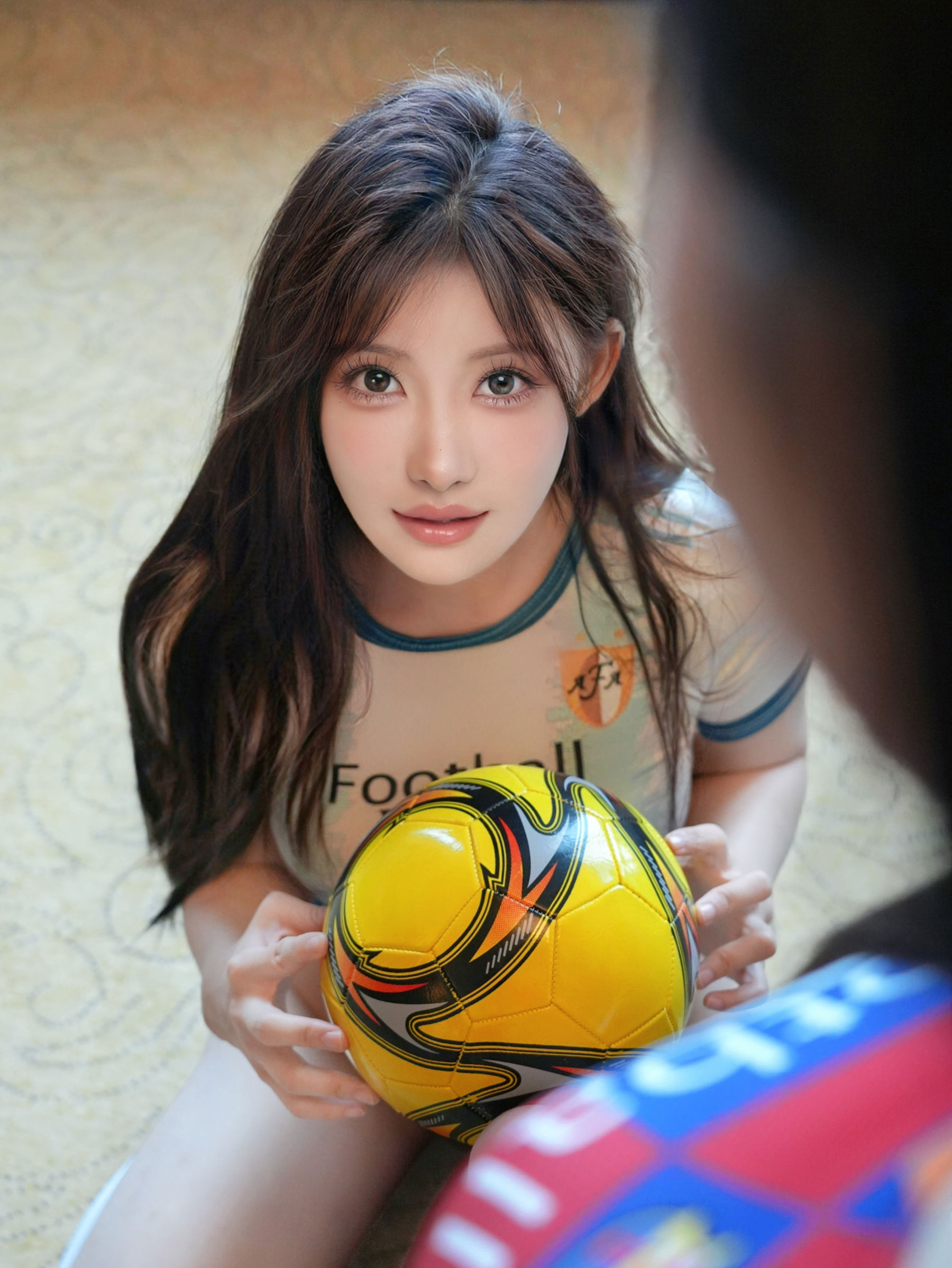 梨霜儿&金允希 - 足球宝贝/(84P)