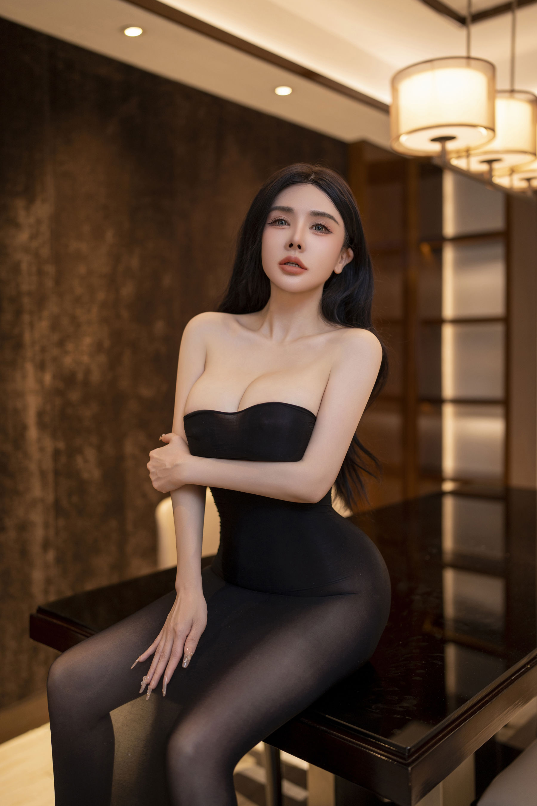 潘娇娇 - 黑透油光丝滑连体丝袜/(88P)