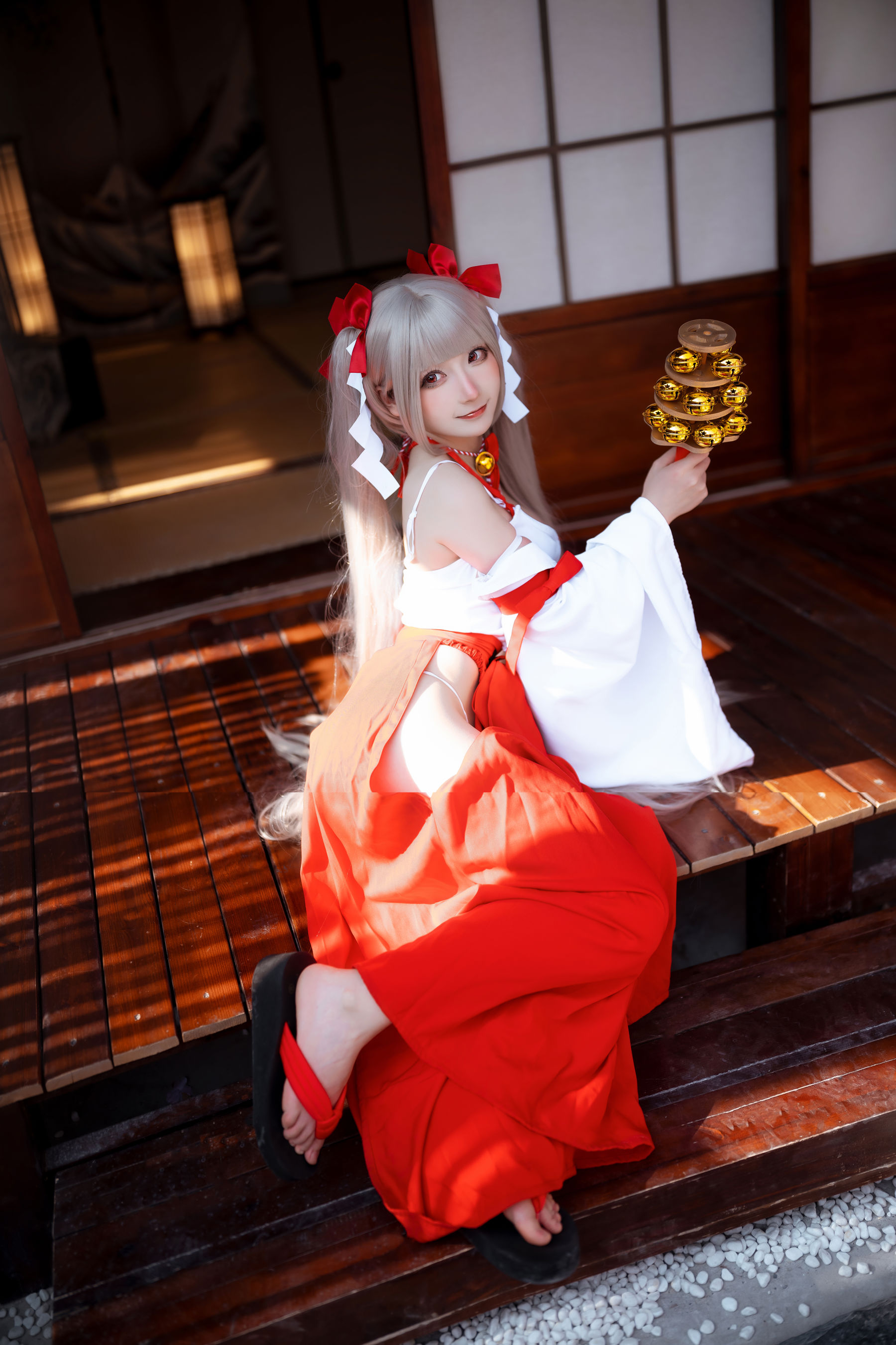 是三不是世w - 碧蓝航线 可畏 巫女/(21P)