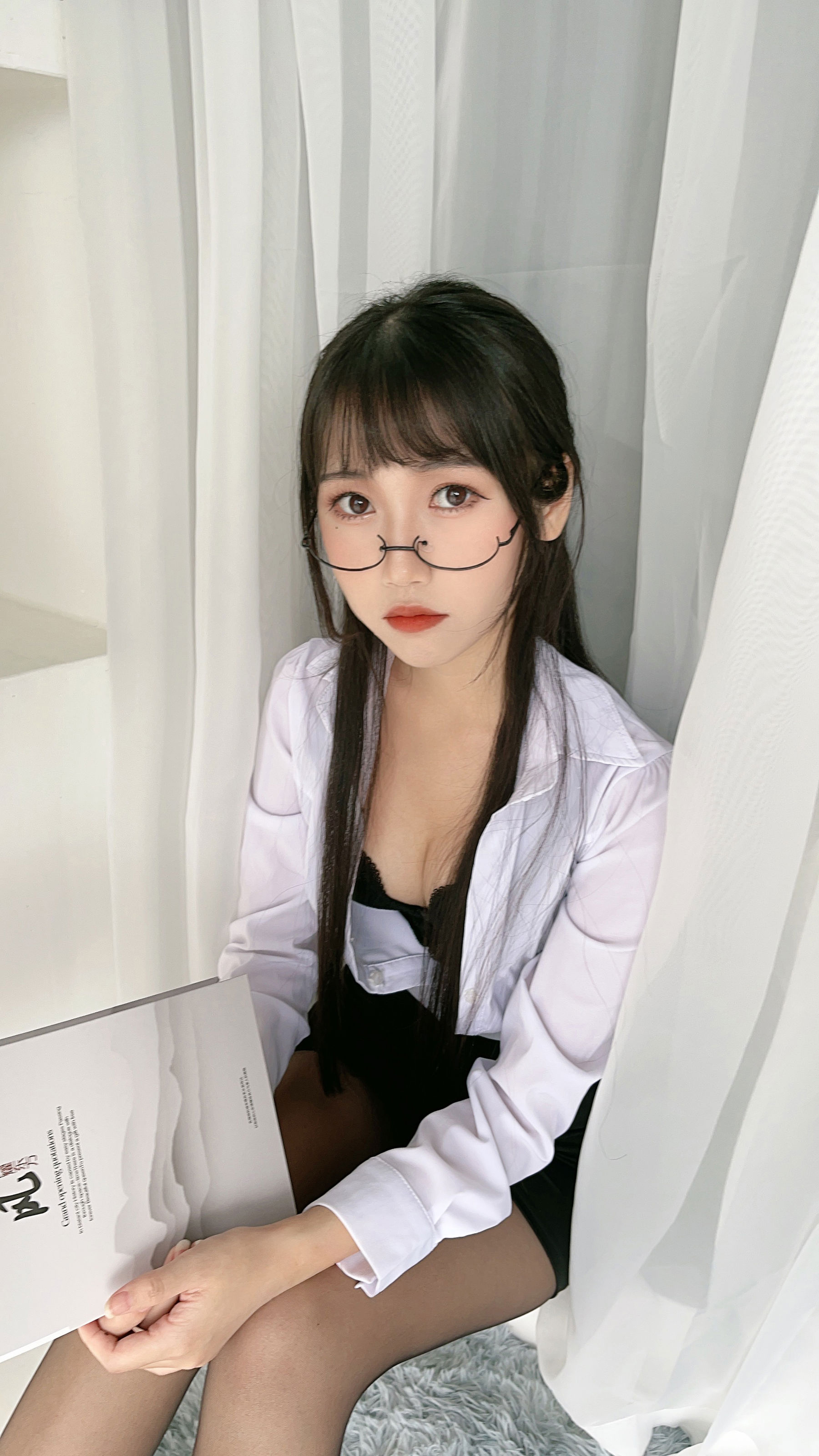 微博人气Coser 不呆猫 - 黑丝包臀OL/(24P)