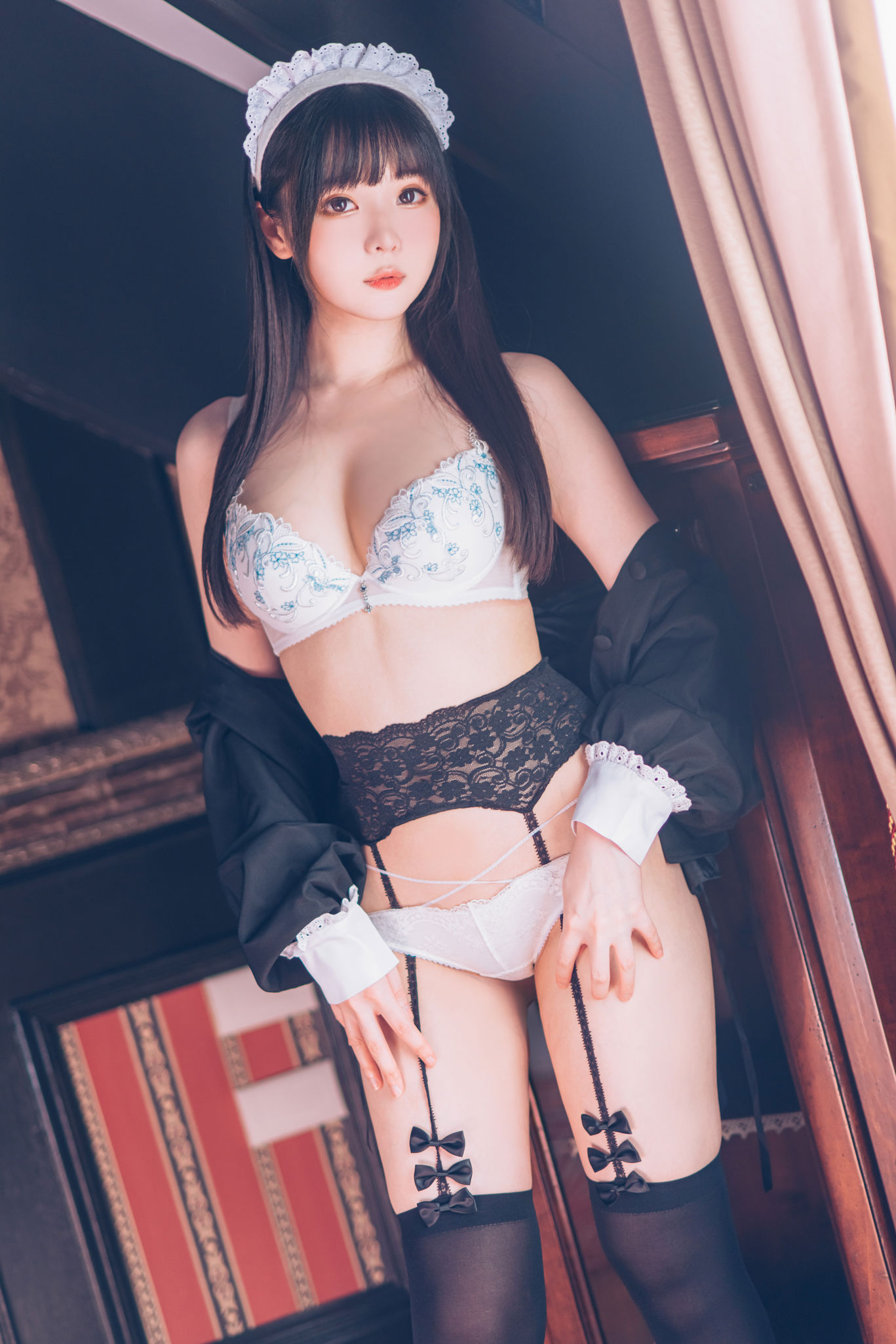 微博妹纸 霜月shimo - 女僕圖鑑 Shimo's Maid Collection vol.01/(136P)