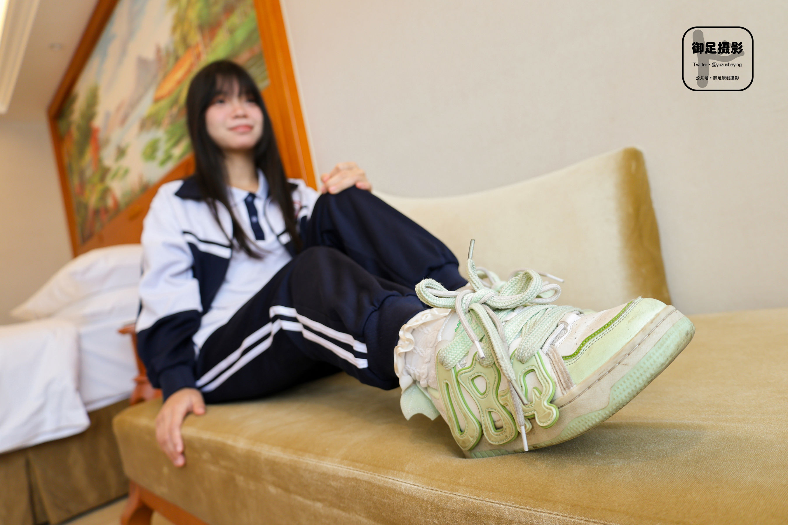 御足摄影 - 校服踩踩踩/(110P)