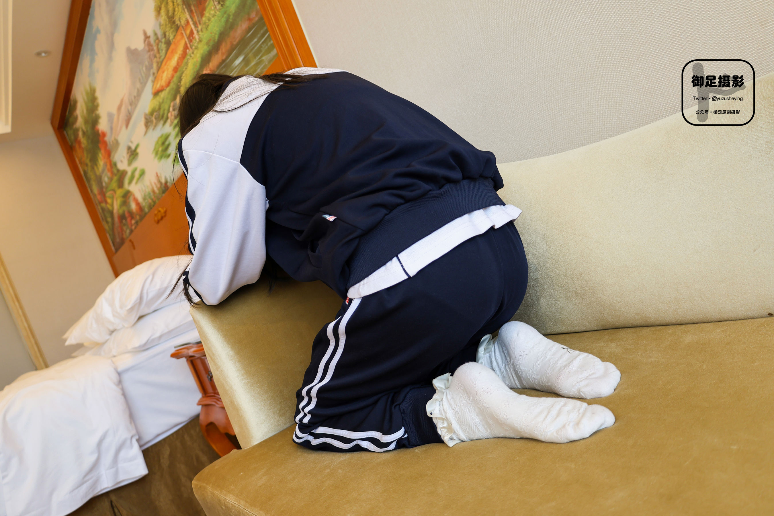 御足摄影 - 校服踩踩踩/(110P)