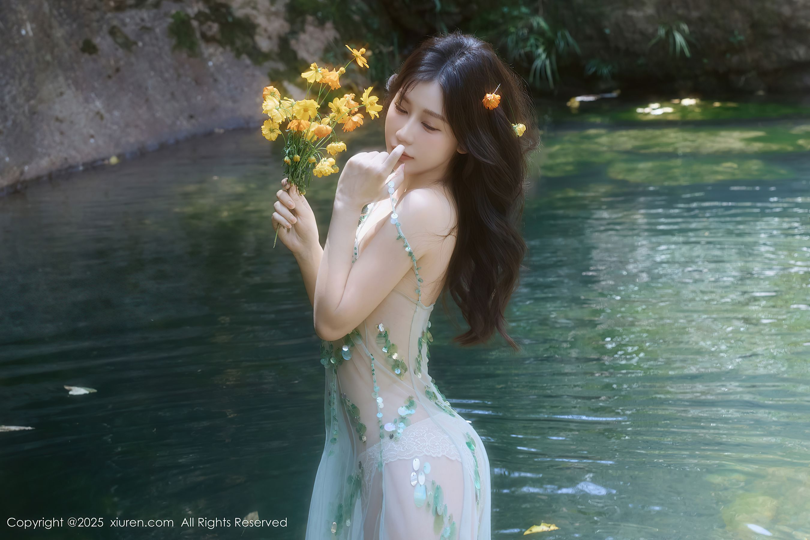 [秀人XiuRen] 2025.09.11 No.10756 尹甜甜sunny/(60P)