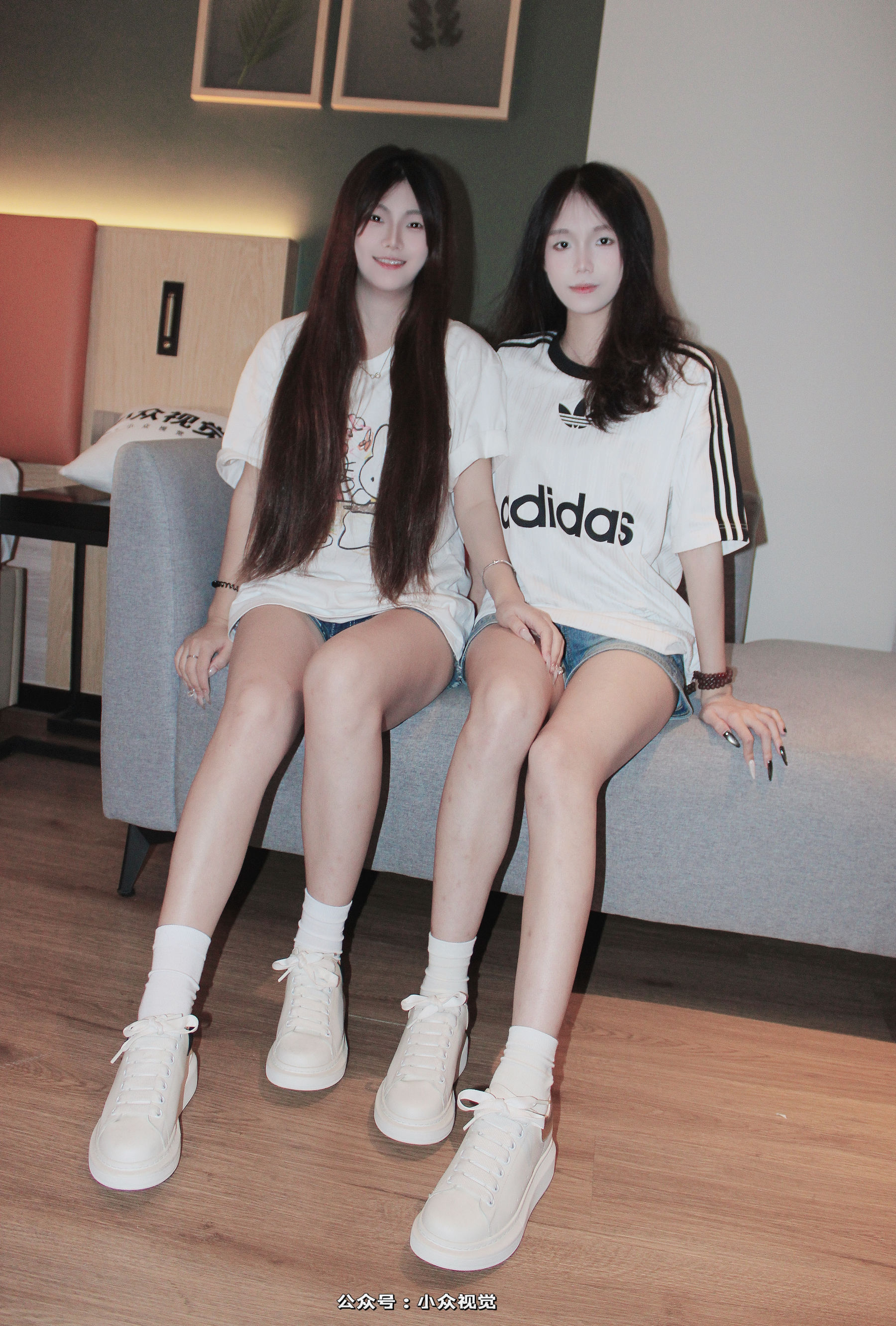 小众视觉 NO.0011 小苹果&芳芳/(130P)