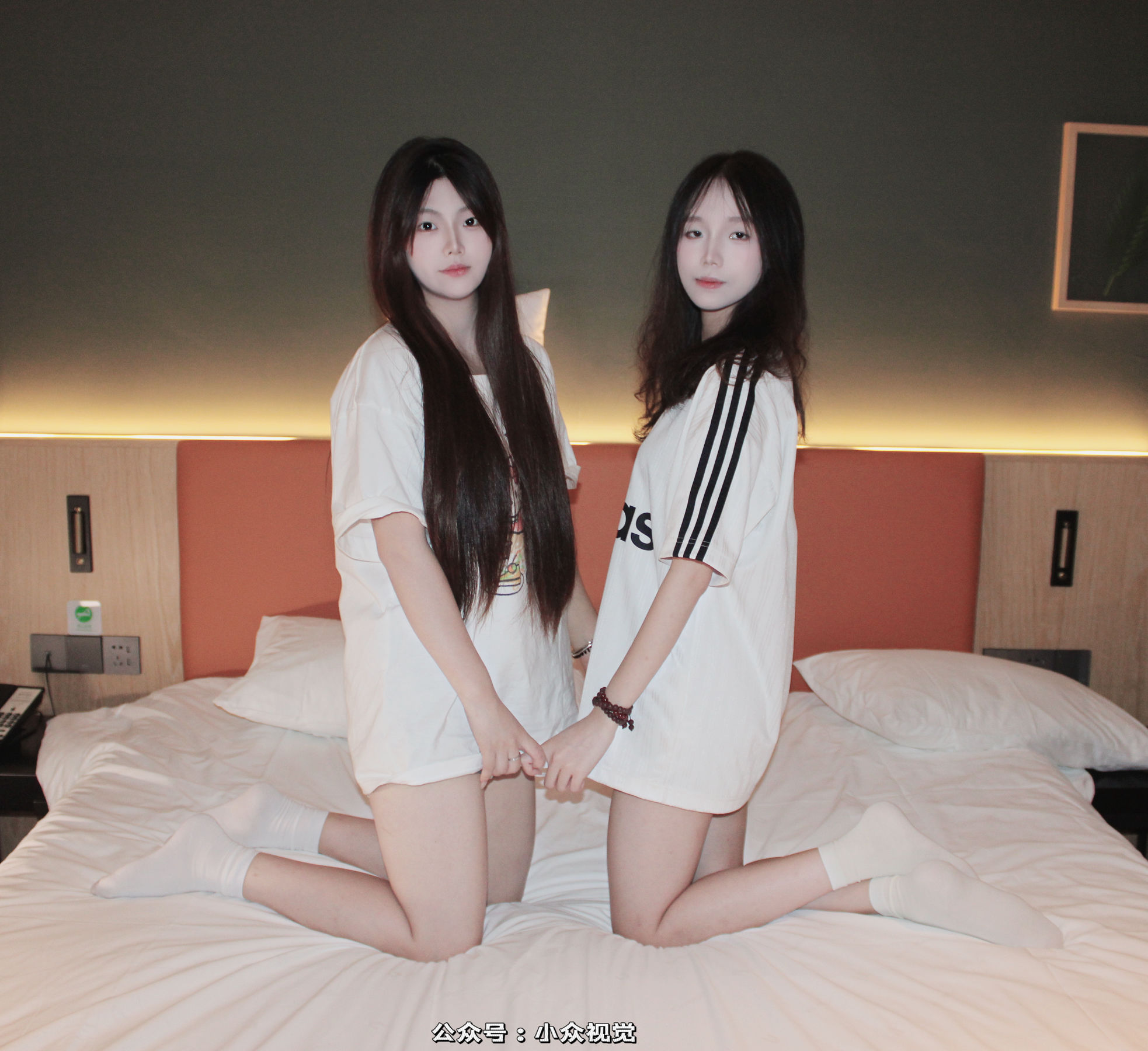 小众视觉 NO.0011 小苹果&芳芳/(130P)