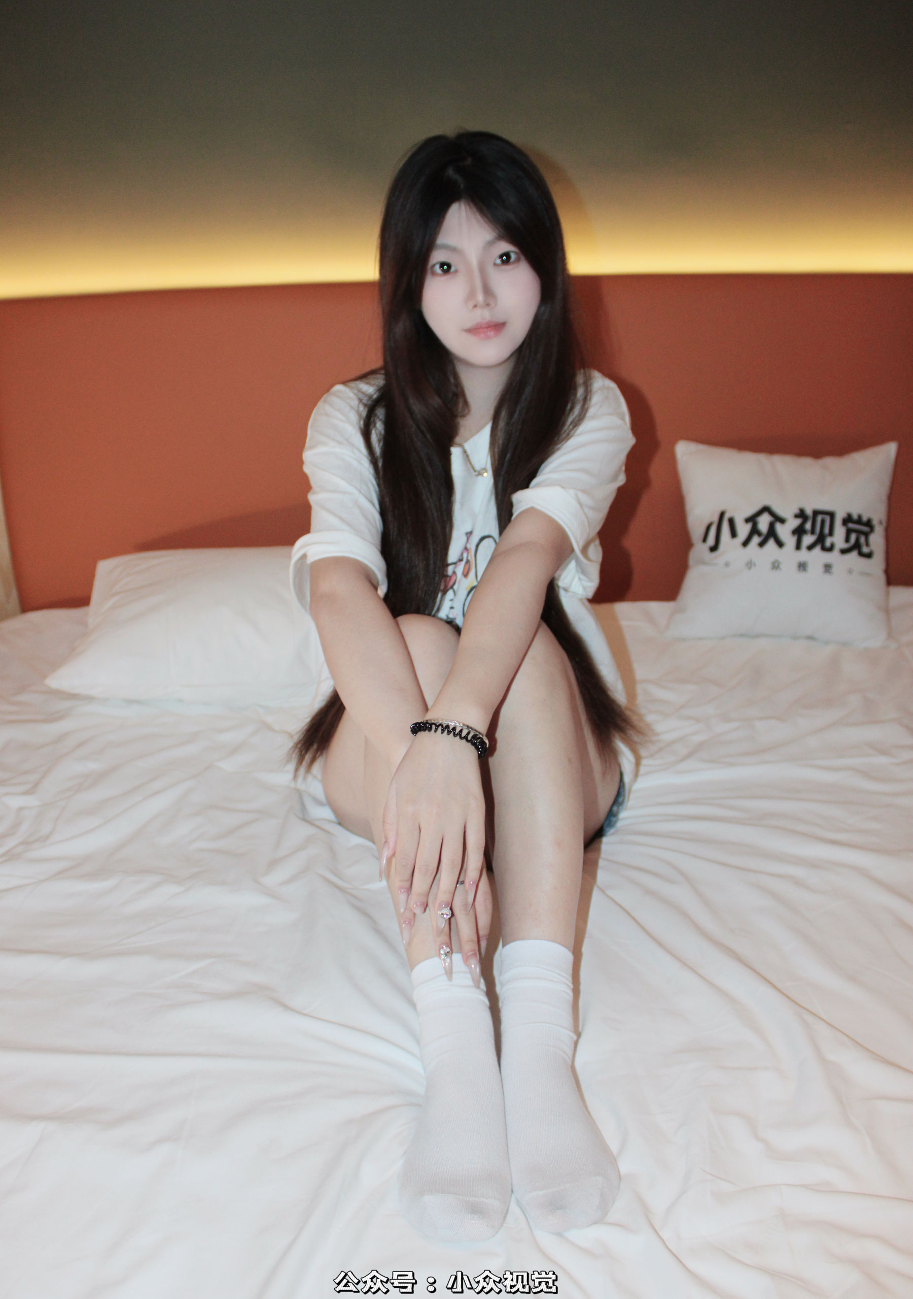 小众视觉 NO.0011 小苹果&芳芳/(130P)