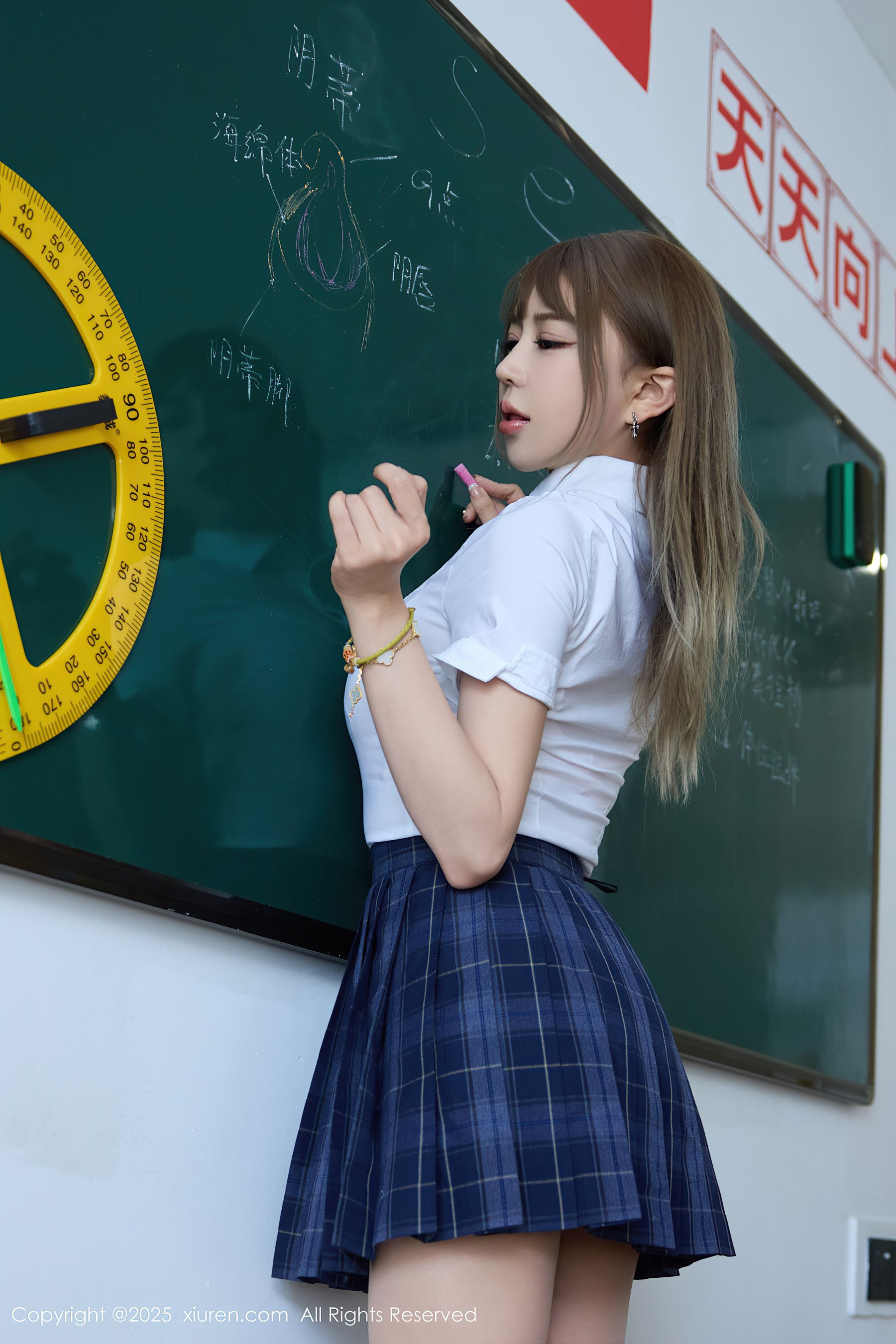 [秀人XiuRen] 2025.09.10 No.10750 Zoe柚柚/(70P)