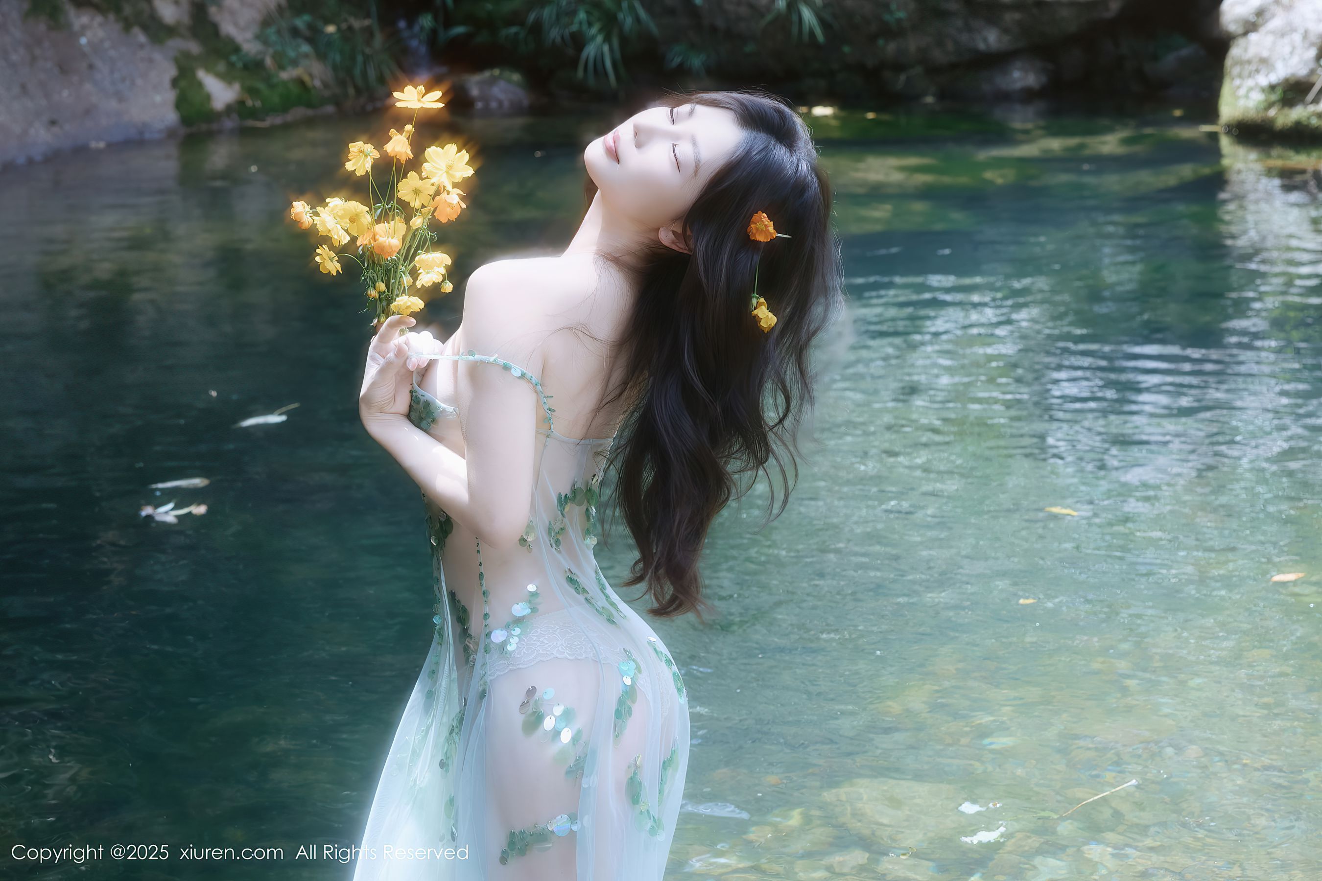 [秀人XiuRen] 2025.09.11 No.10756 尹甜甜sunny/(60P)