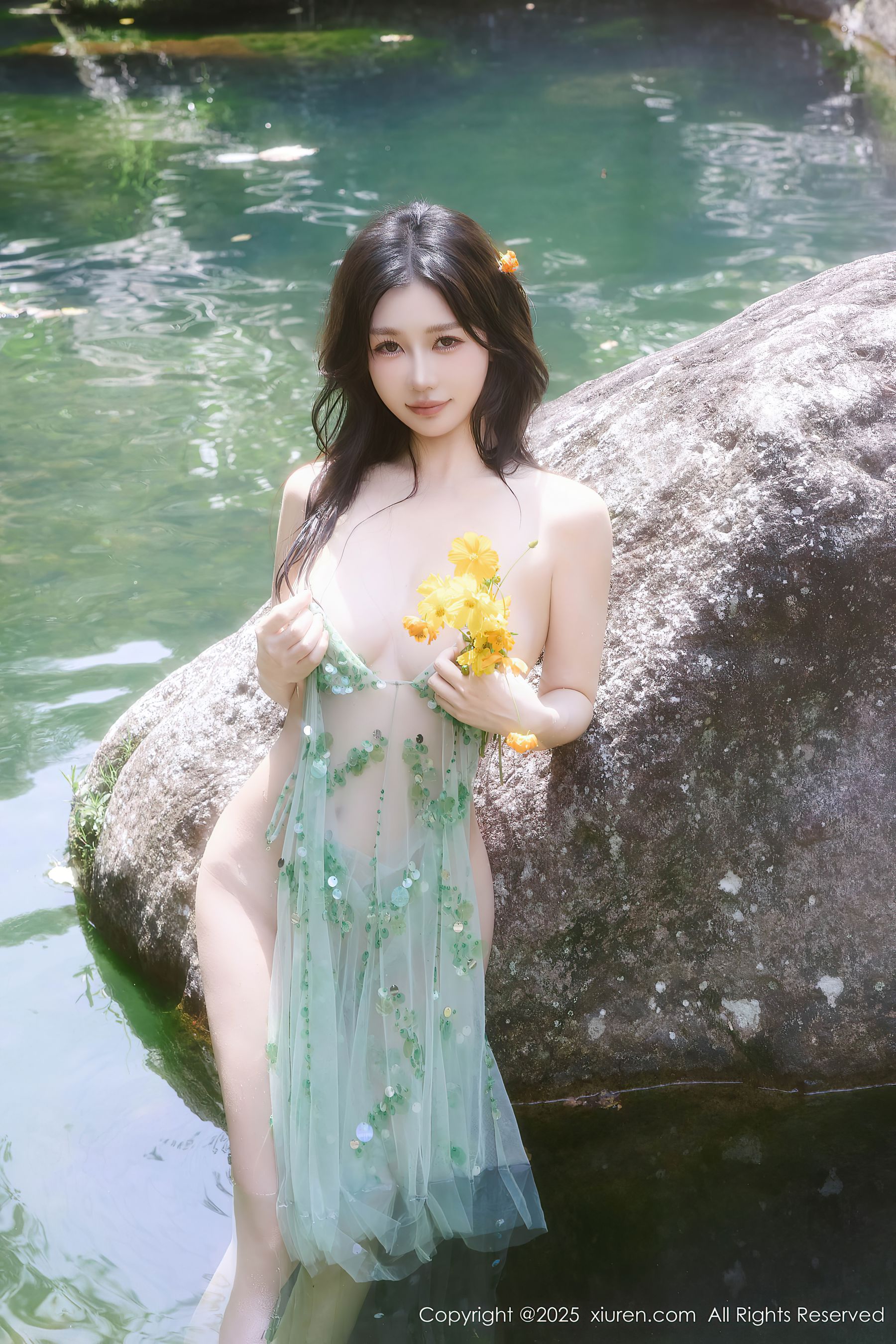 [秀人XiuRen] 2025.09.11 No.10756 尹甜甜sunny/(60P)