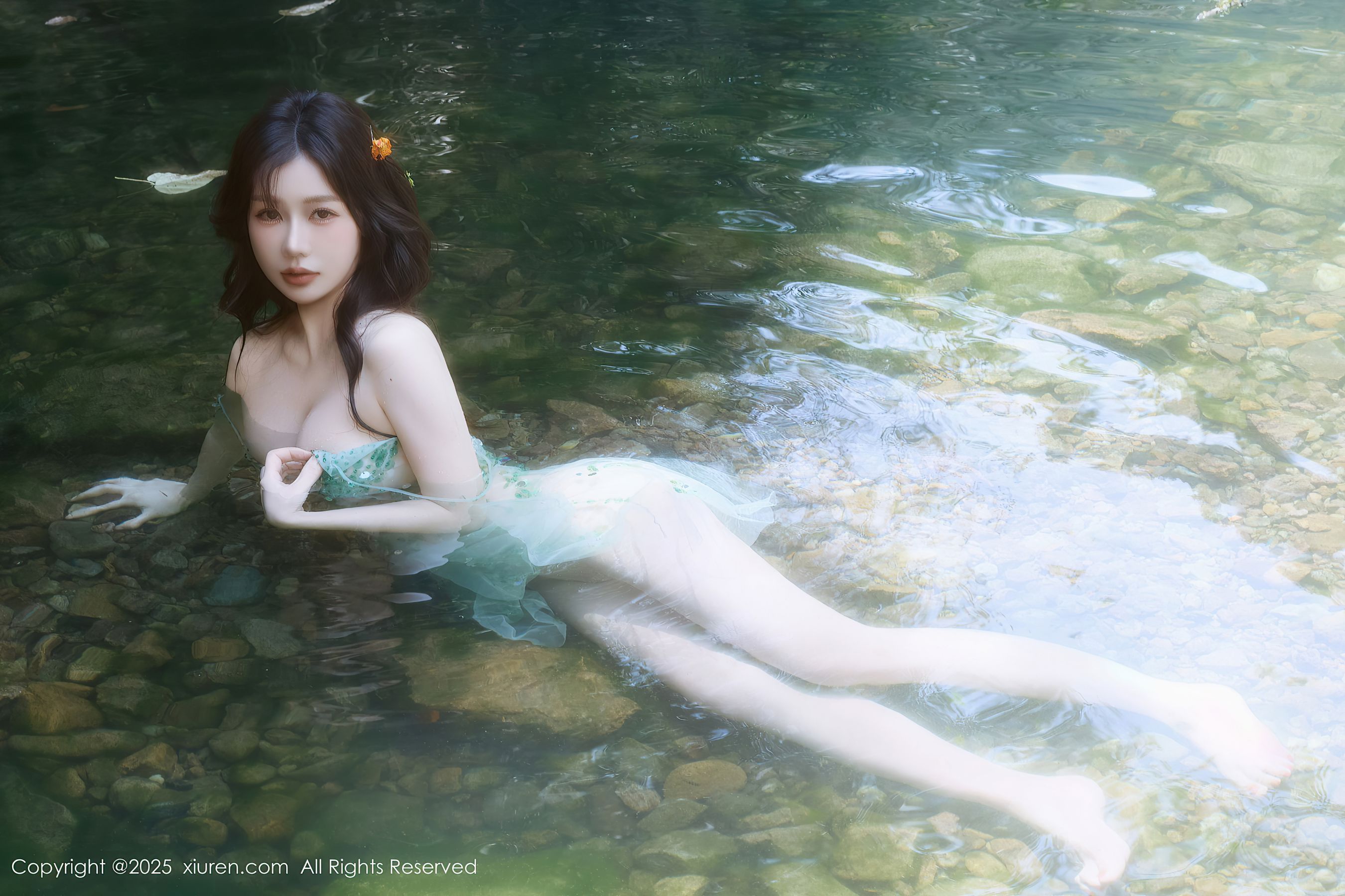 [秀人XiuRen] 2025.09.11 No.10756 尹甜甜sunny/(60P)