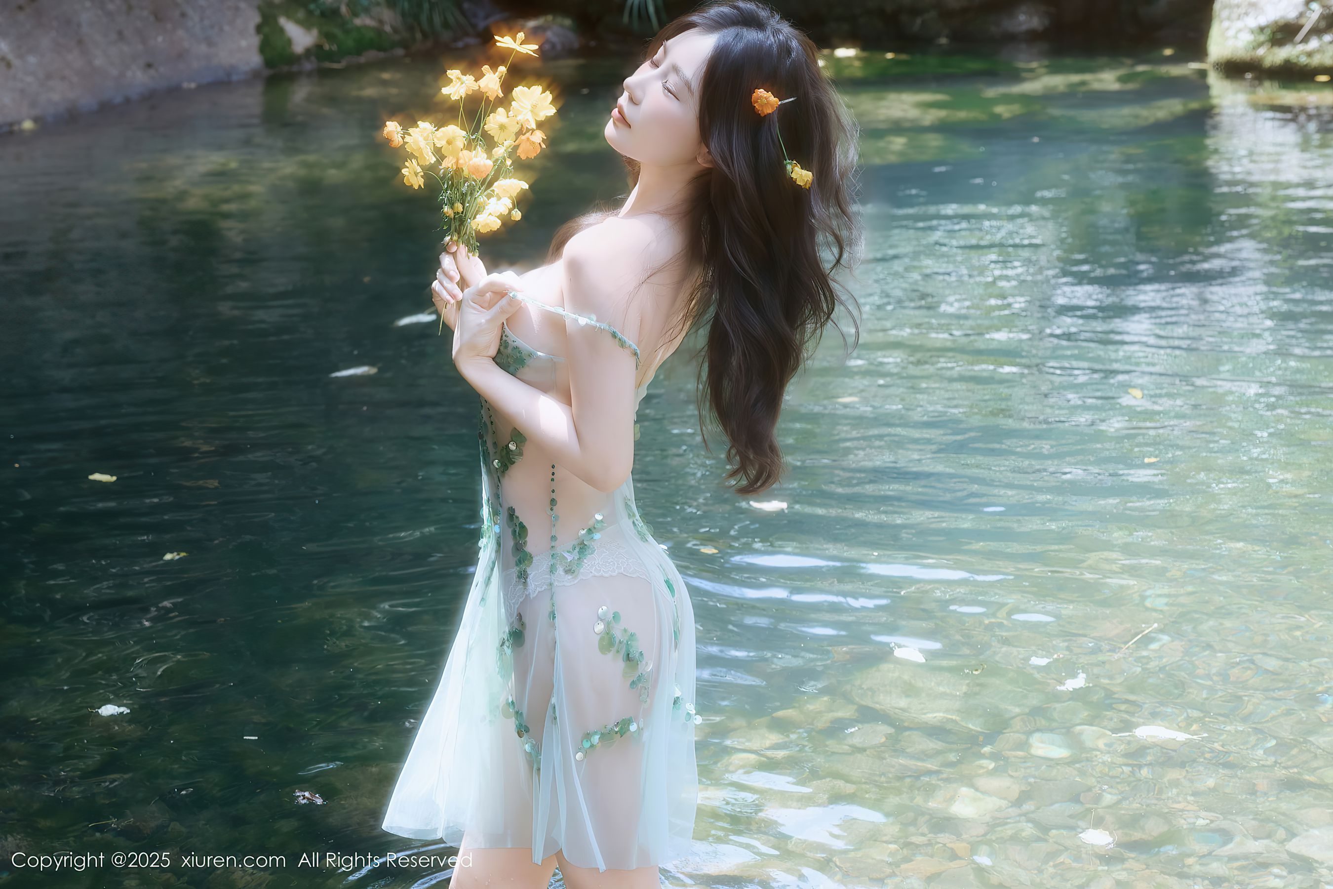 [秀人XiuRen] 2025.09.11 No.10756 尹甜甜sunny/(60P)