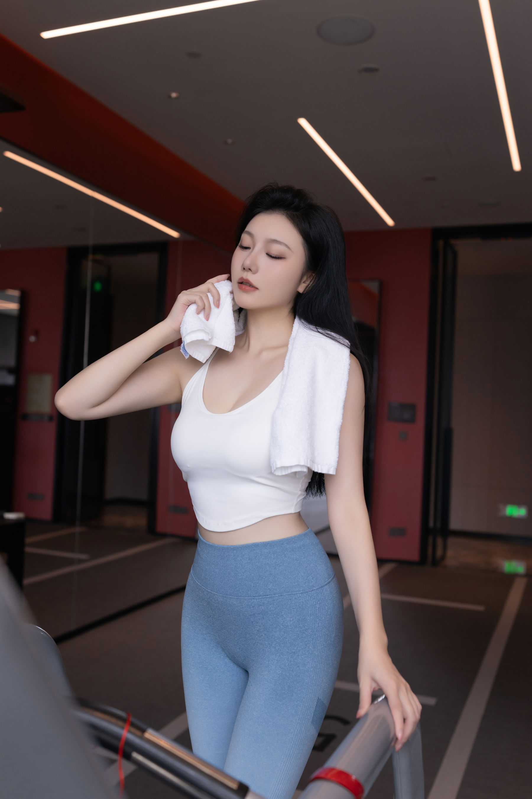 安然 - 运动服/(91P)