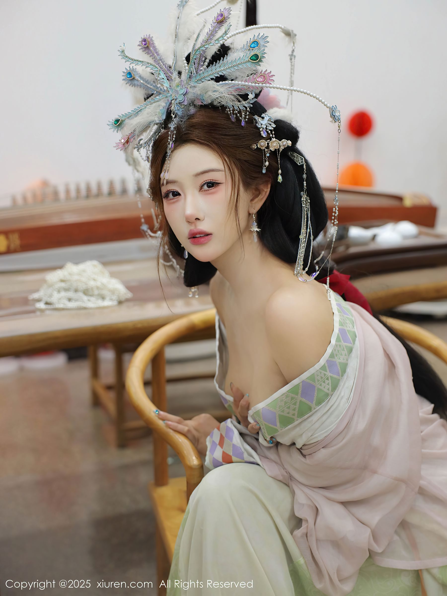 [秀人XiuRen] 2025.09.05 No.10736 梨霜儿/(80P)