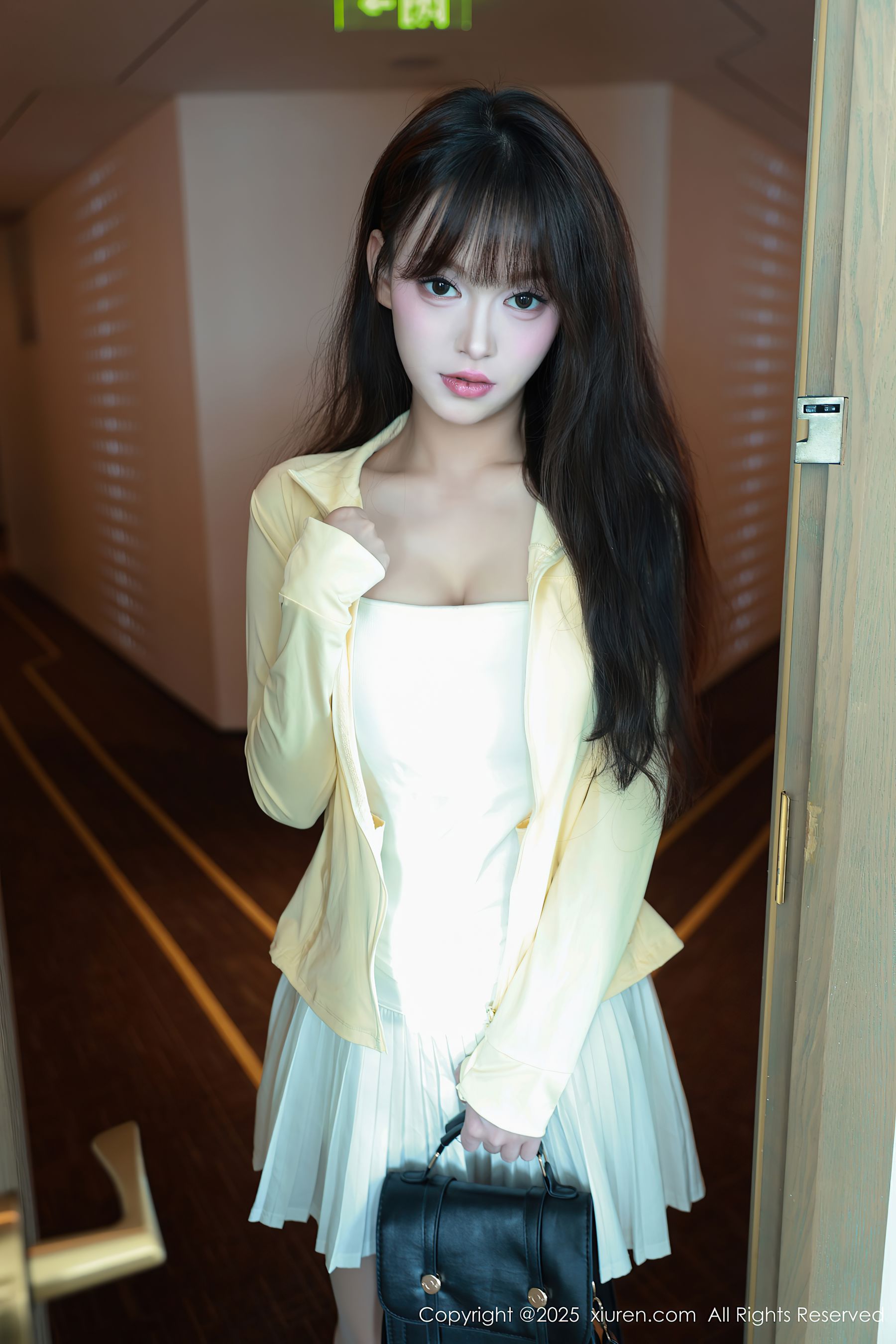 [秀人XiuRen] 2025.08.28 No.10702 糯咪/(82P)