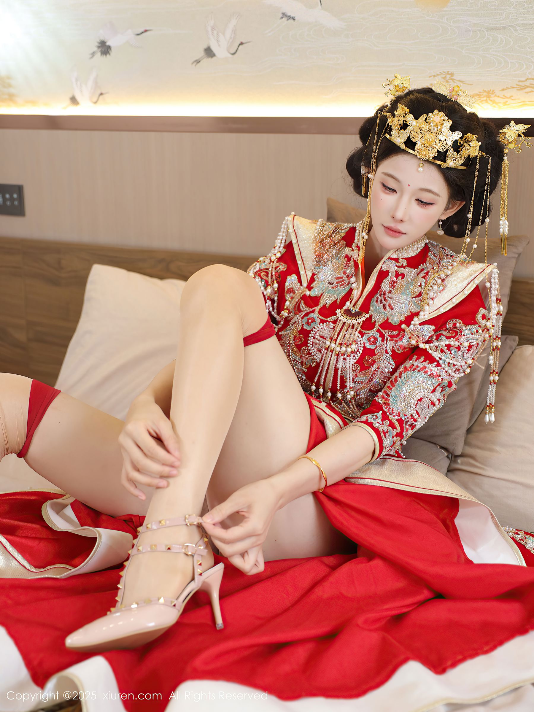 [秀人XiuRen] 2025.09.08 No.10742 梨霜儿/(84P)