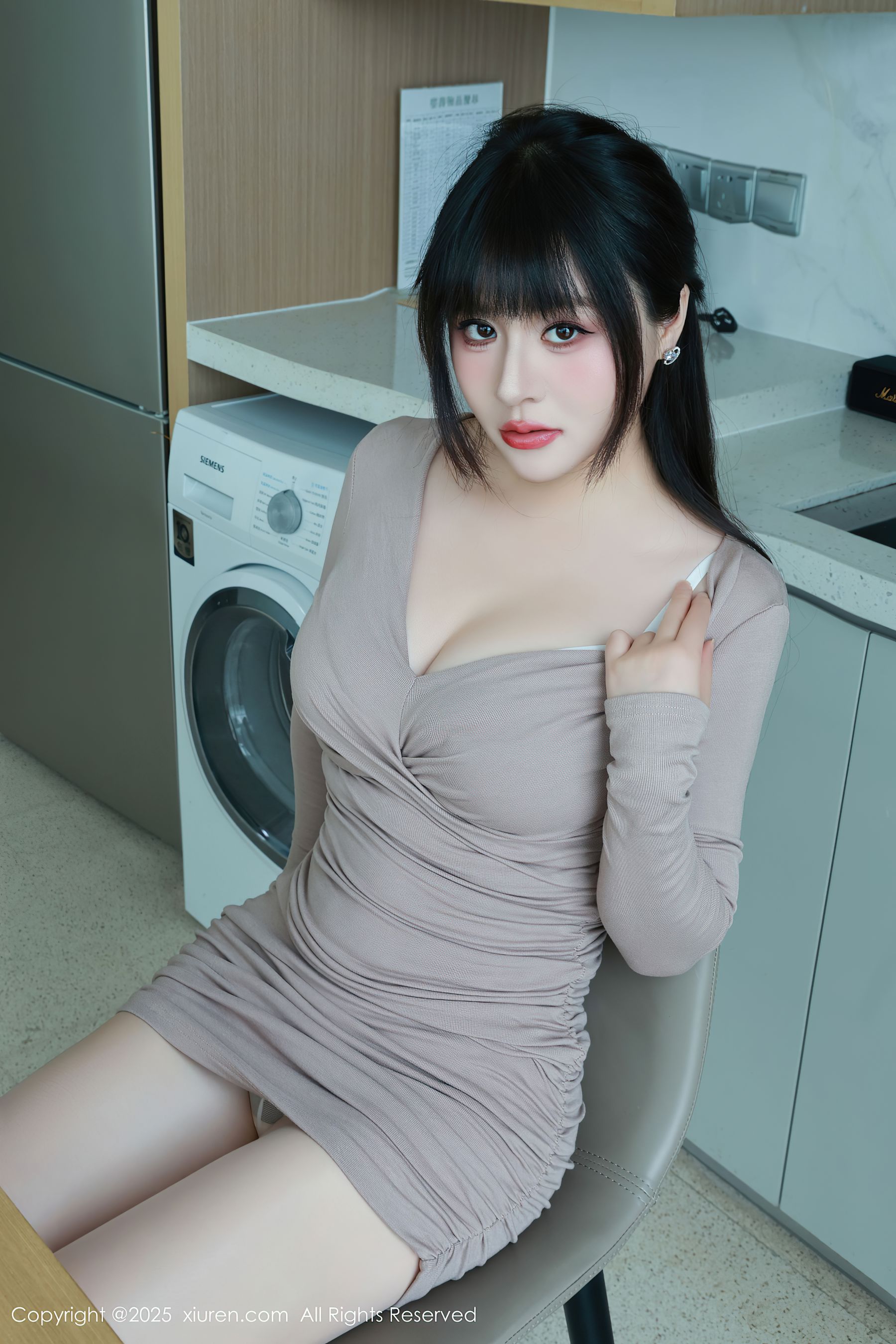 [秀人XiuRen] 2025.09.02 No.10718 沈南汐RuRu/(86P)