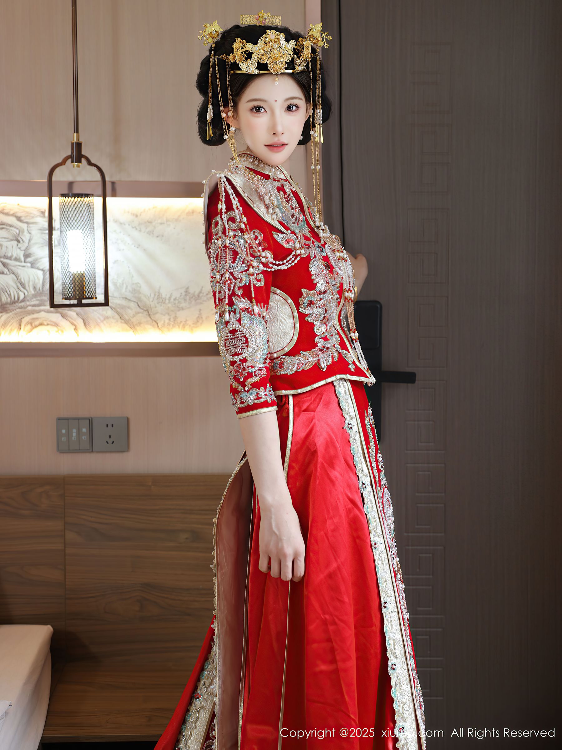 [秀人XiuRen] 2025.09.08 No.10742 梨霜儿/(84P)