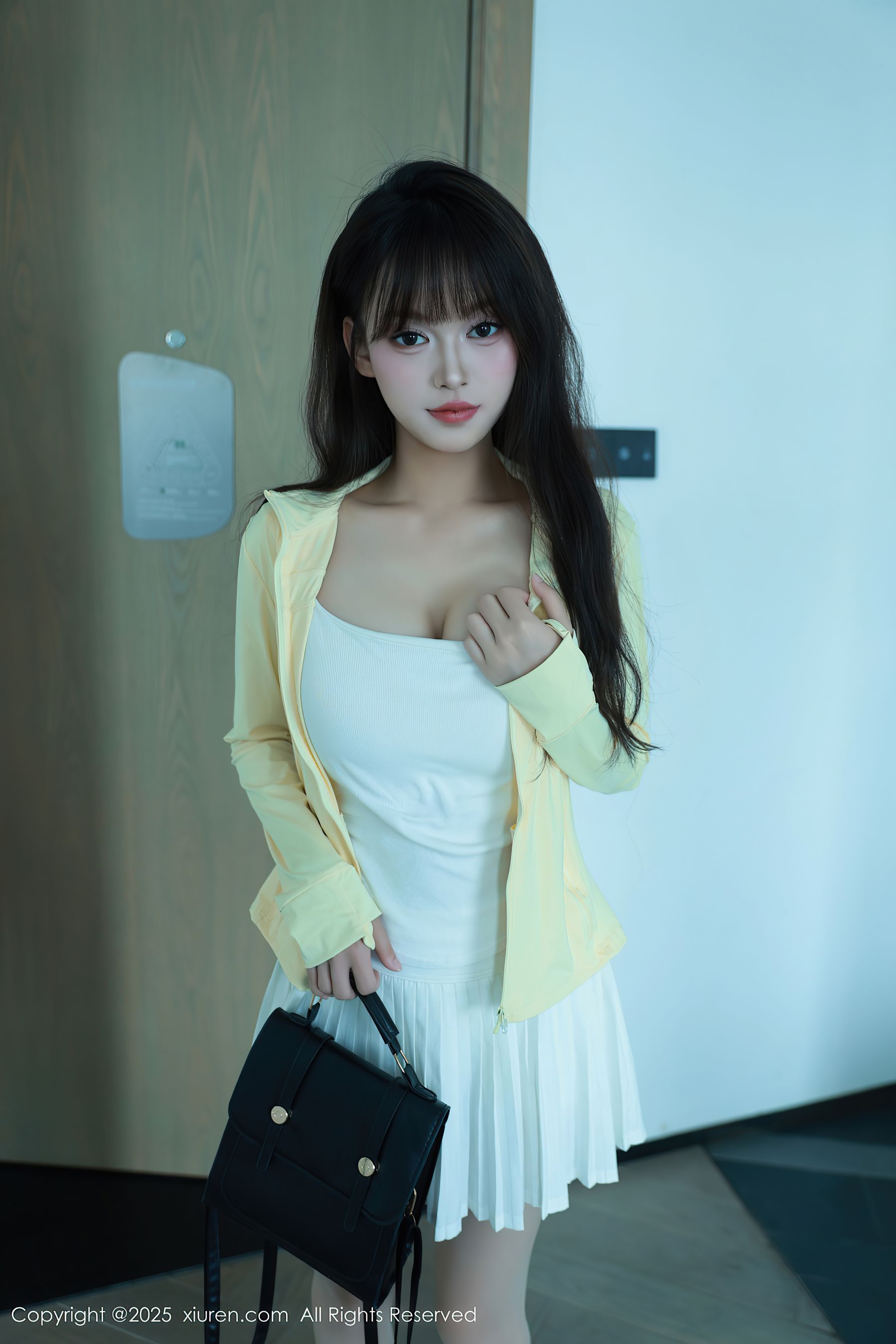 [秀人XiuRen] 2025.08.28 No.10702 糯咪/(82P)